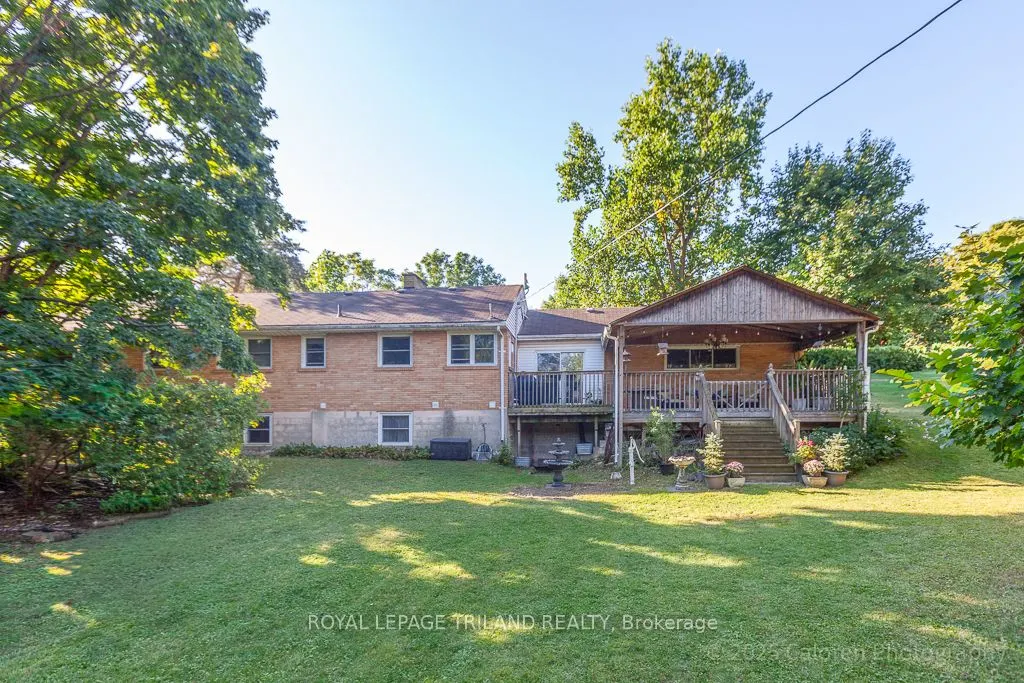 749 COMMISSIONERS Road W