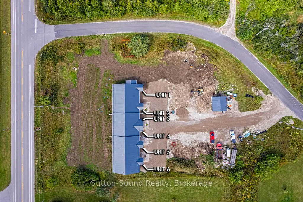 18 Maple Golf Crescent, #4