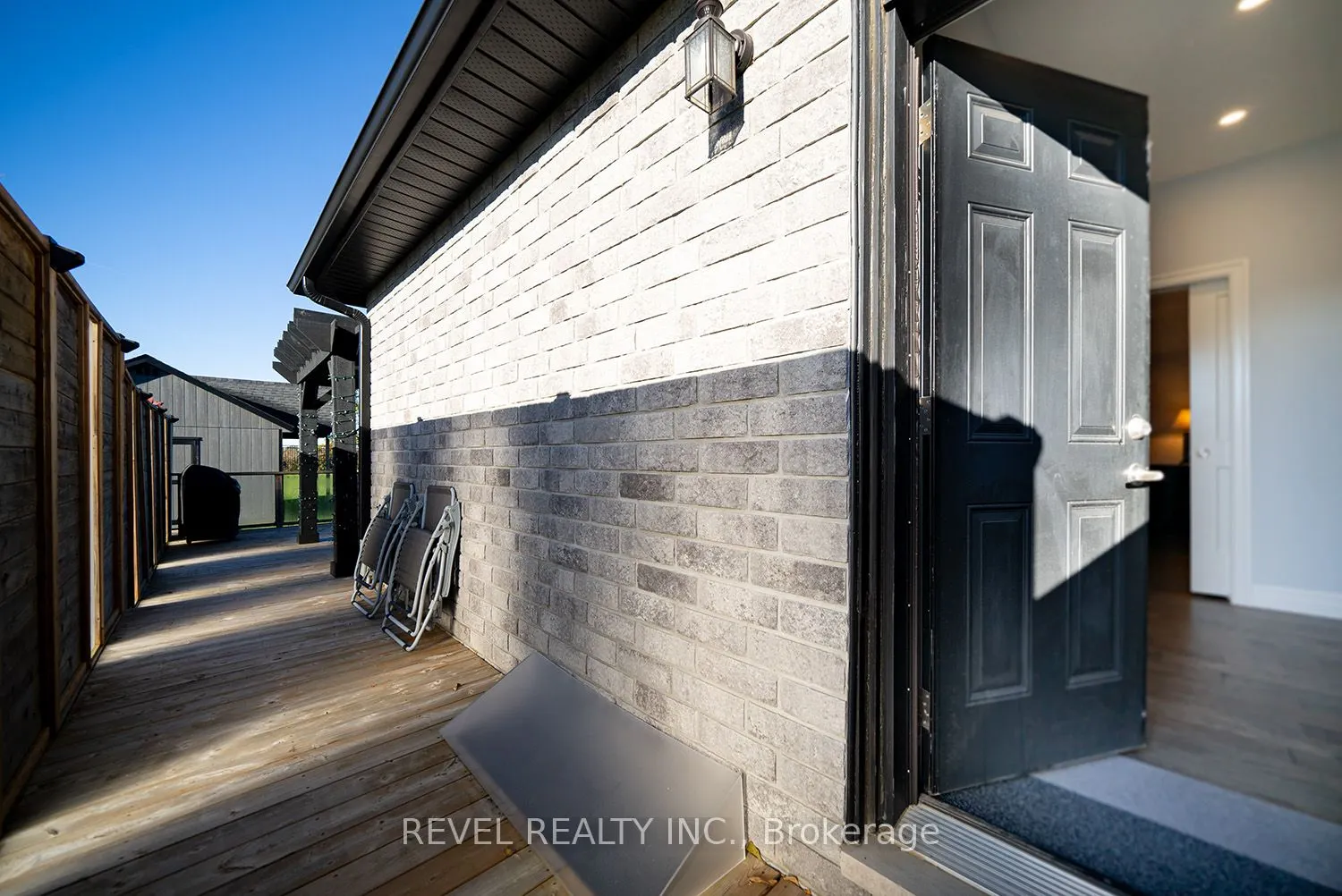 21 Tedley Boulevard