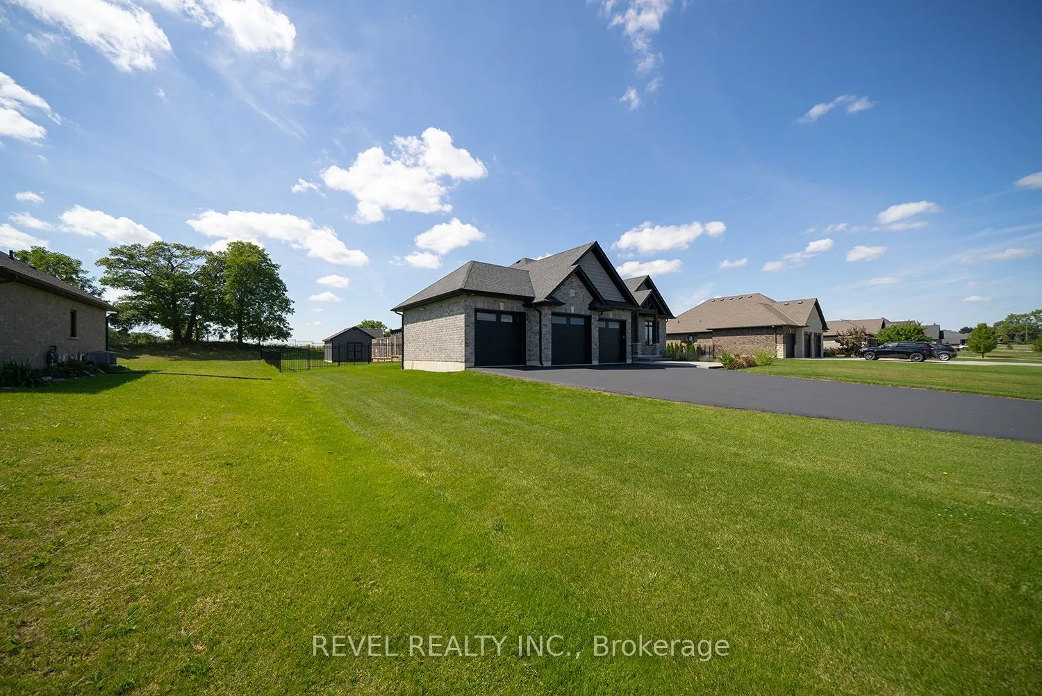 21 Tedley Boulevard