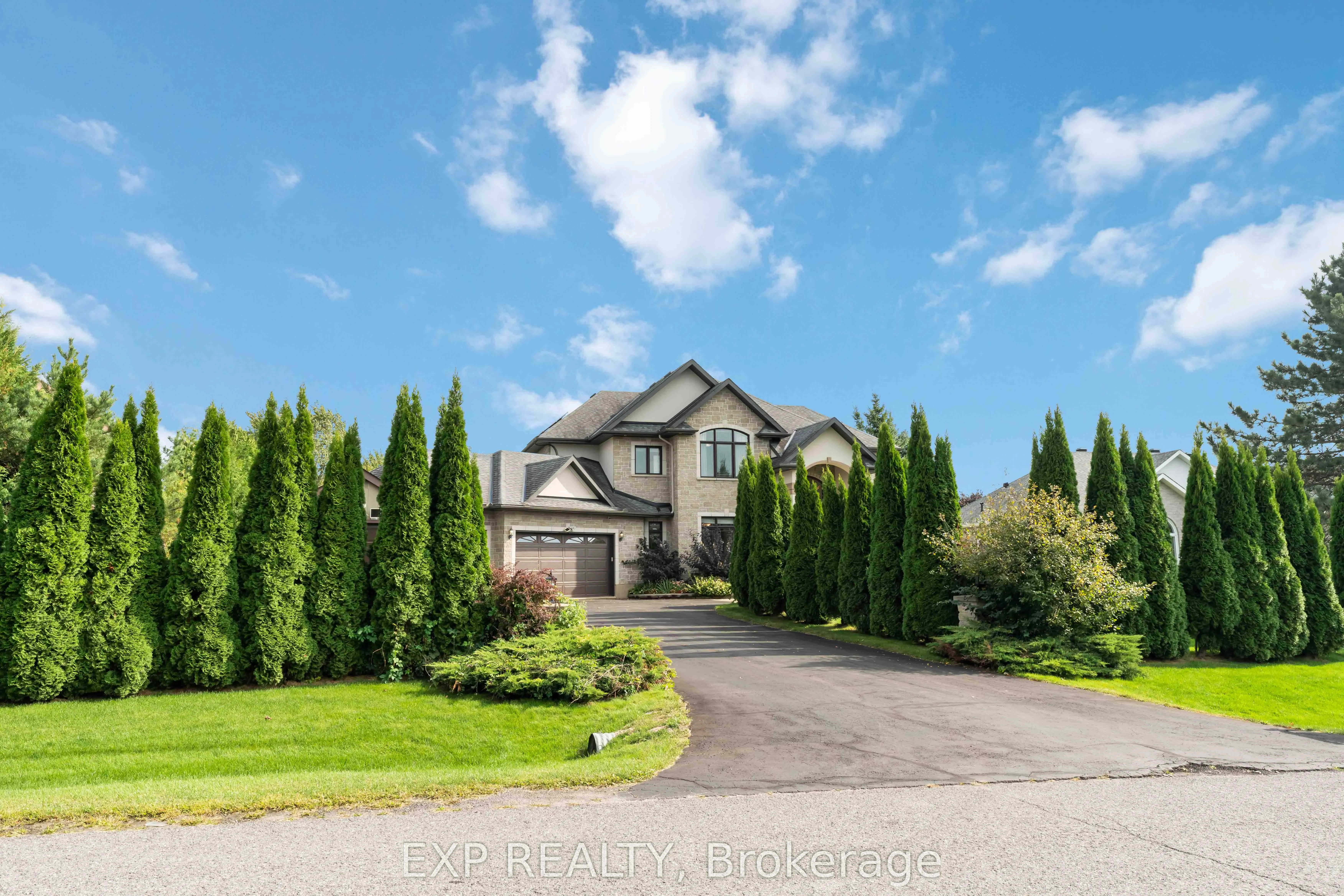 6984 LAKES PARK Drive