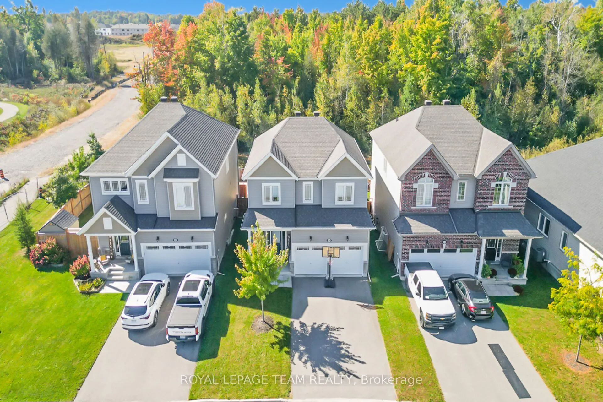 3202 Harvester Crescent