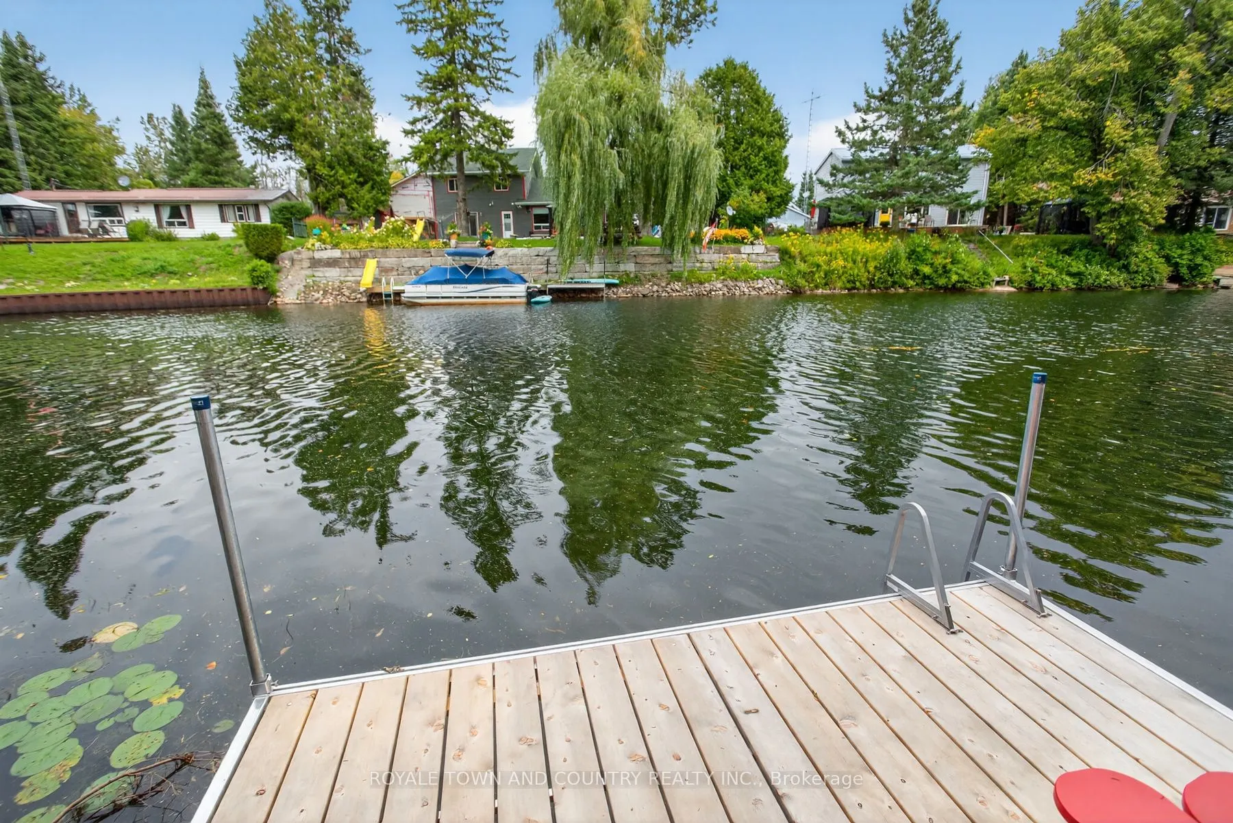 82 Riverbank Road