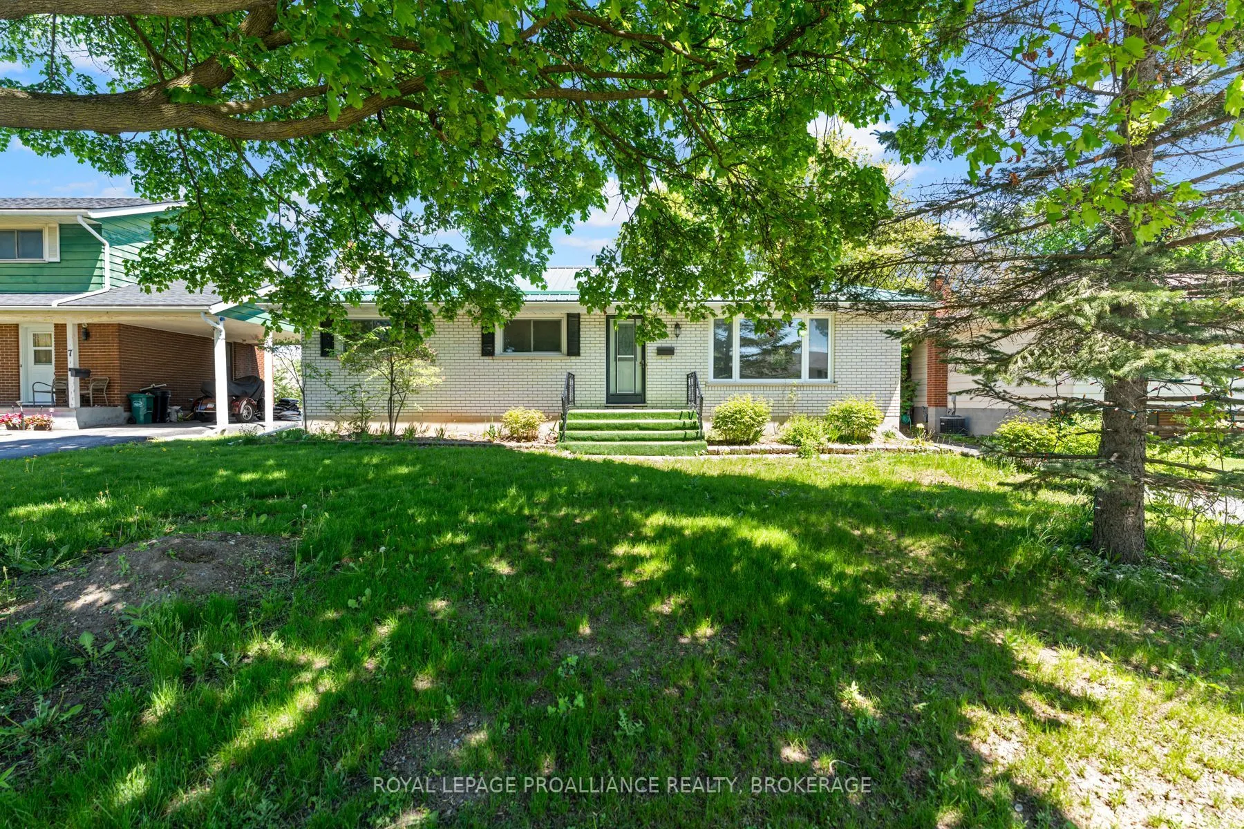5 Armour Crescent