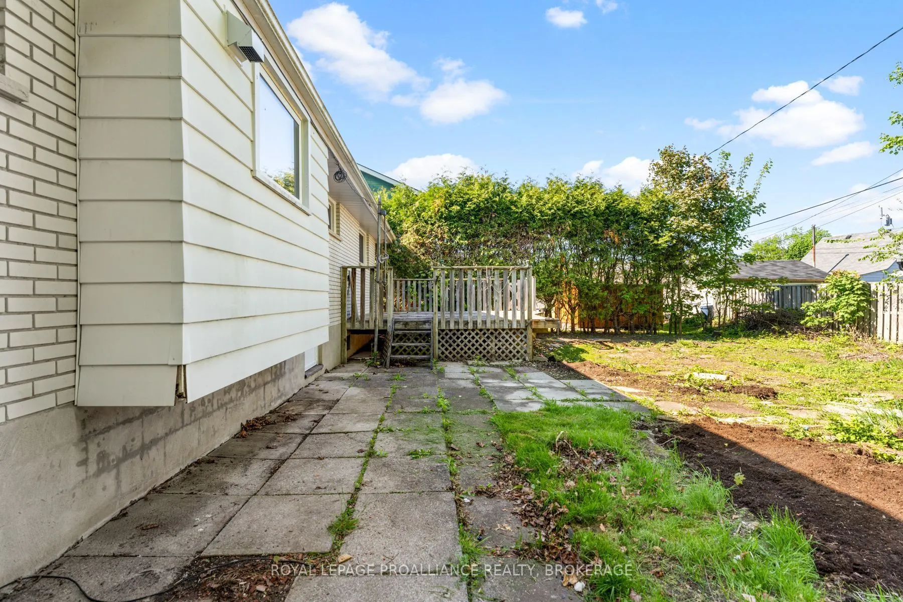 5 Armour Crescent