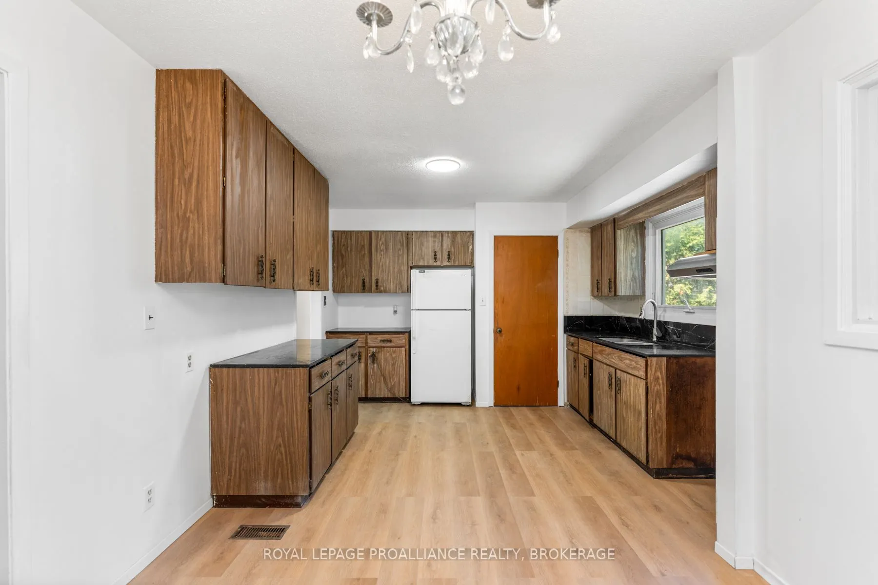 5 Armour Crescent