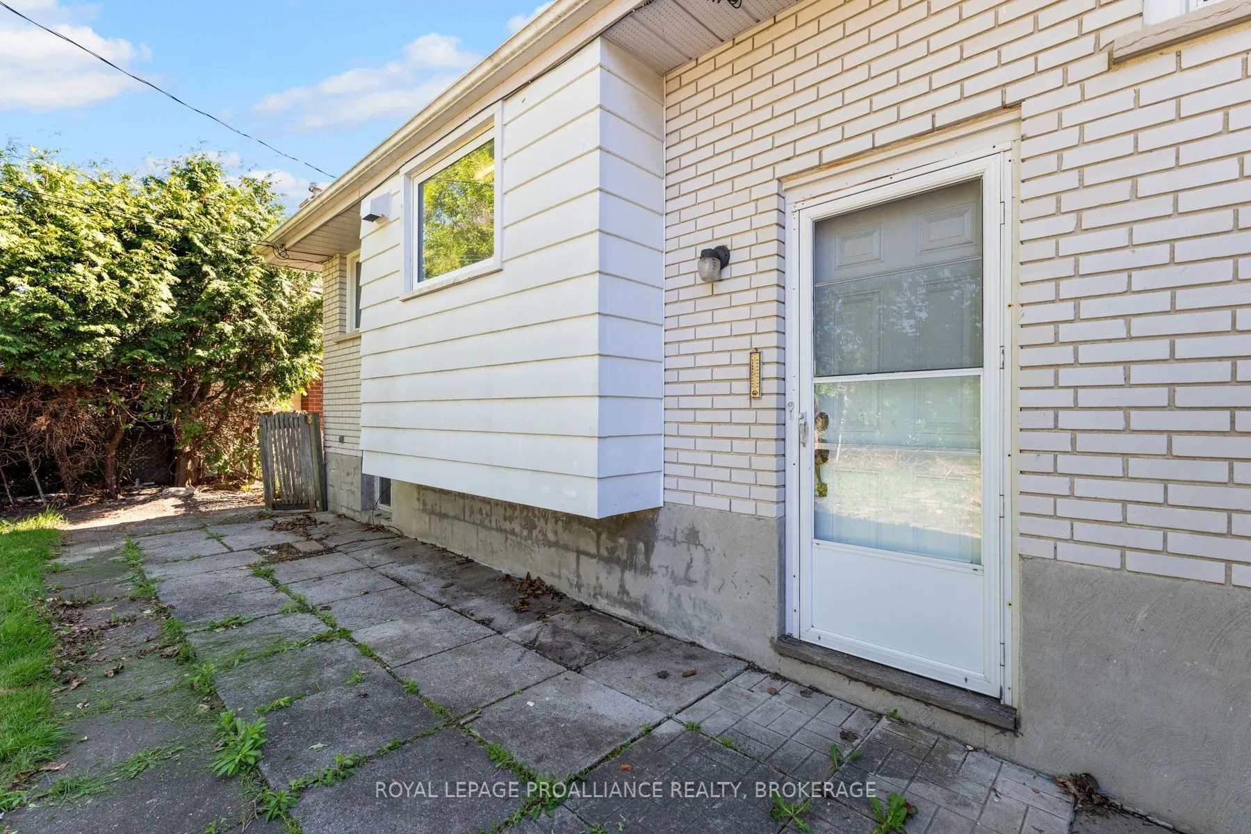 5 Armour Crescent