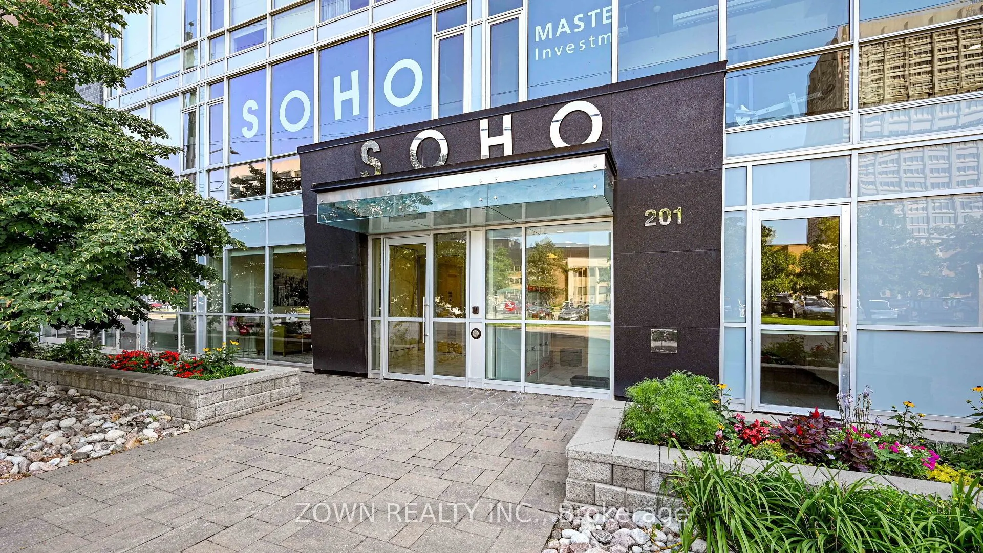 201 PARKDALE Avenue, #807
