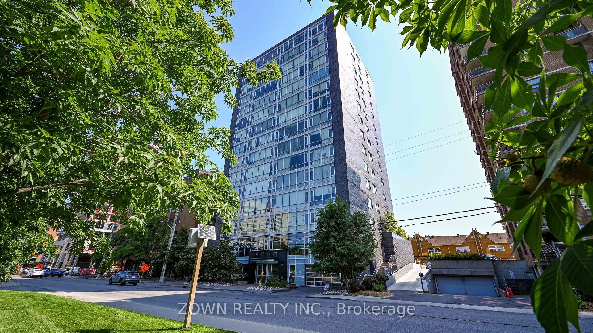 201 PARKDALE Avenue, #807