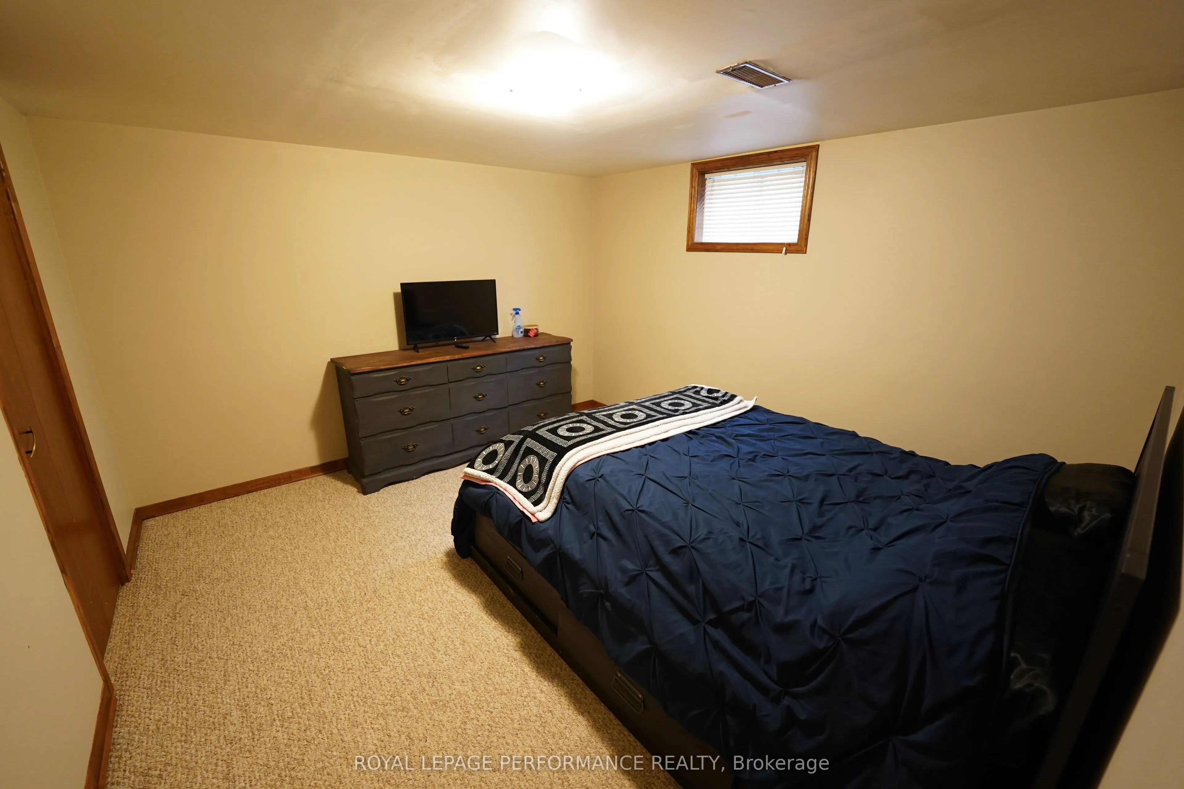 808 Carleton Street