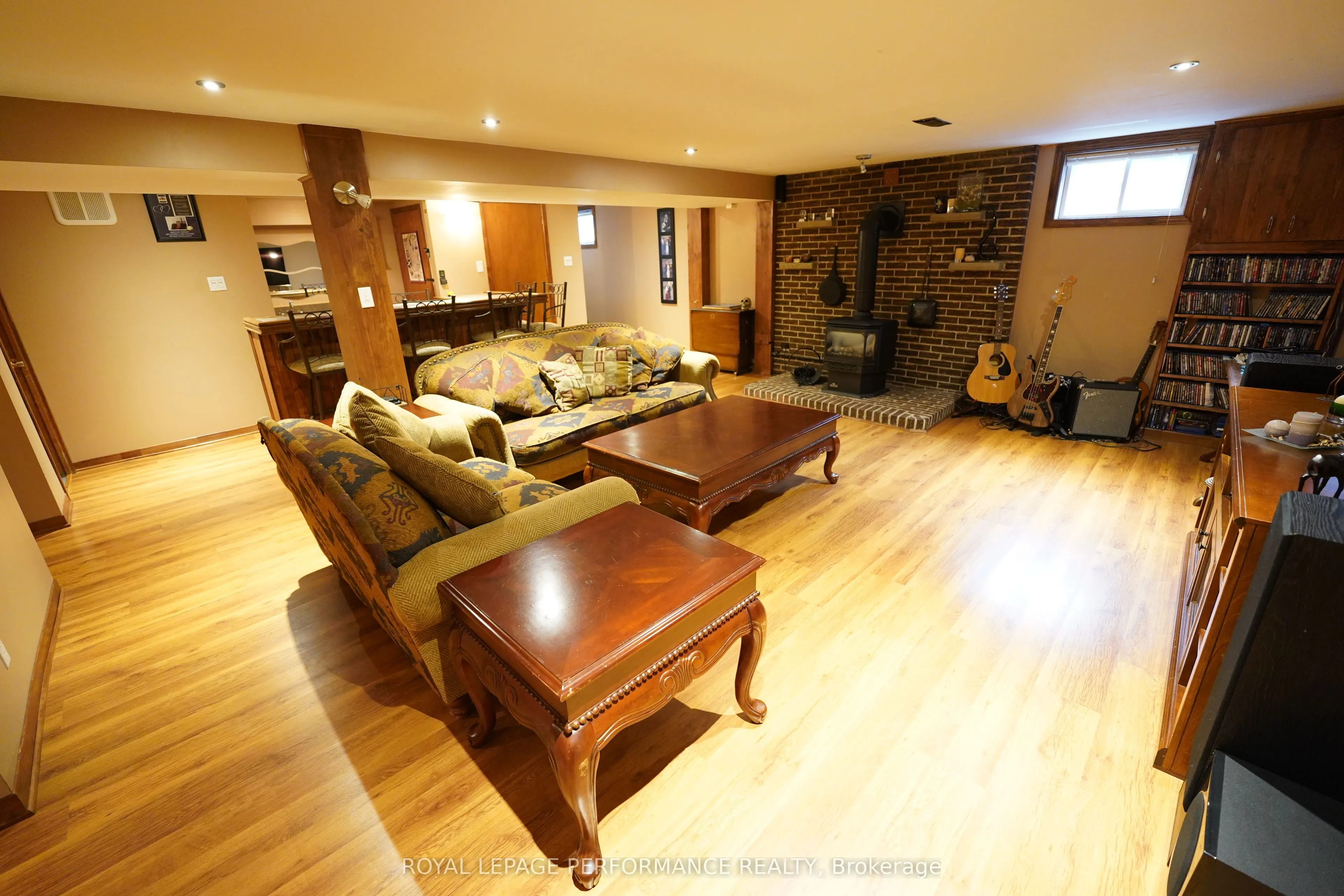 808 Carleton Street