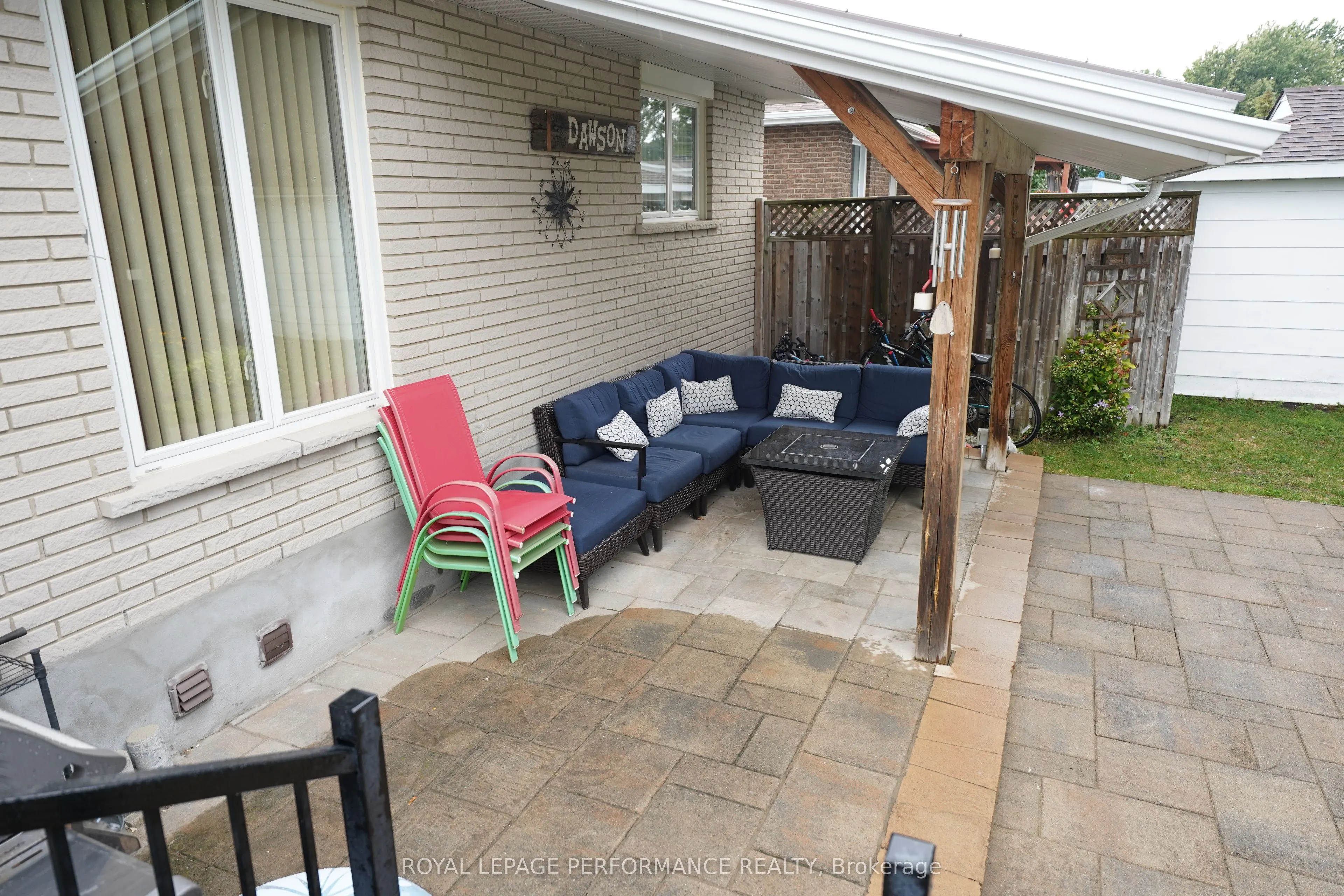 808 Carleton Street