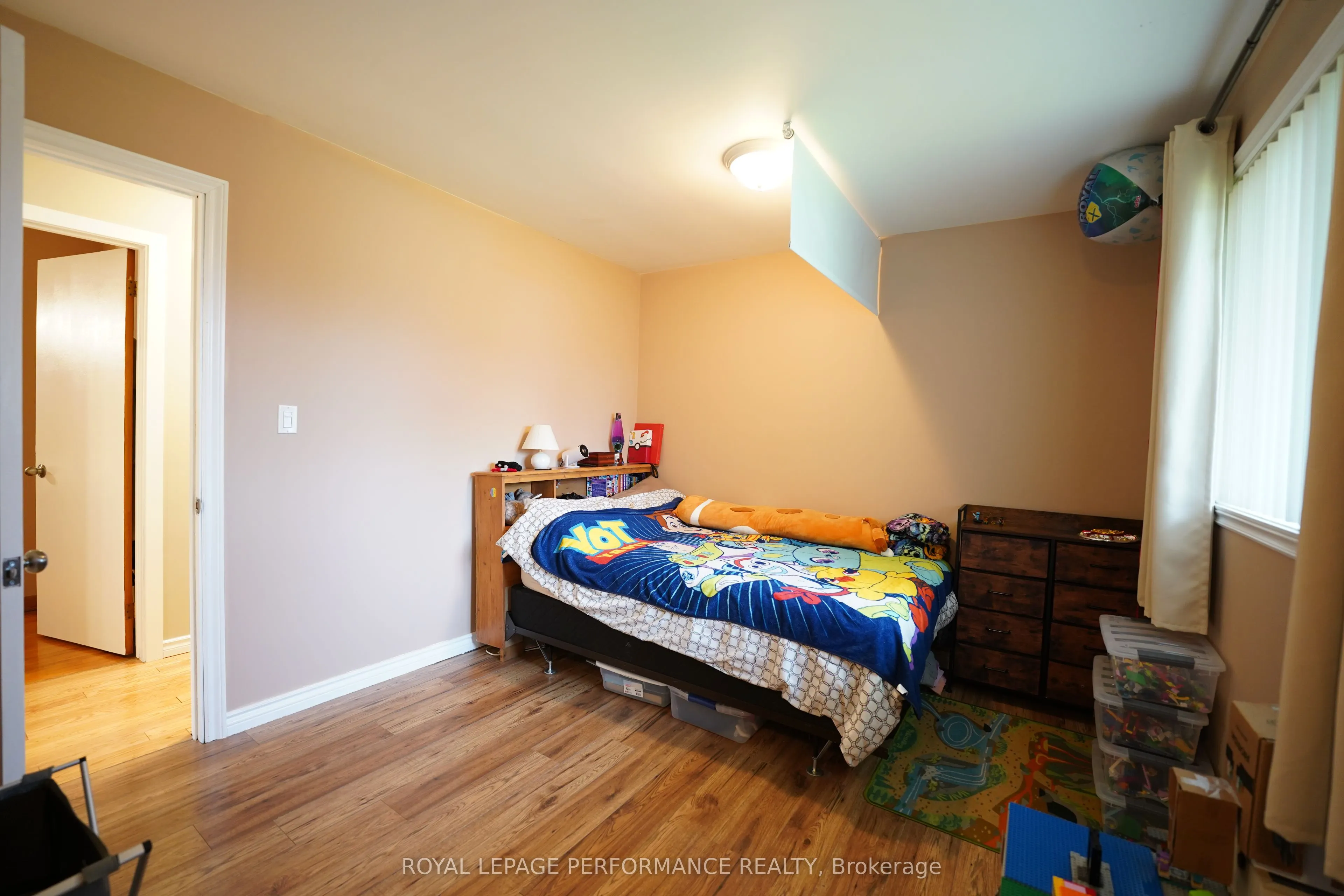 808 Carleton Street