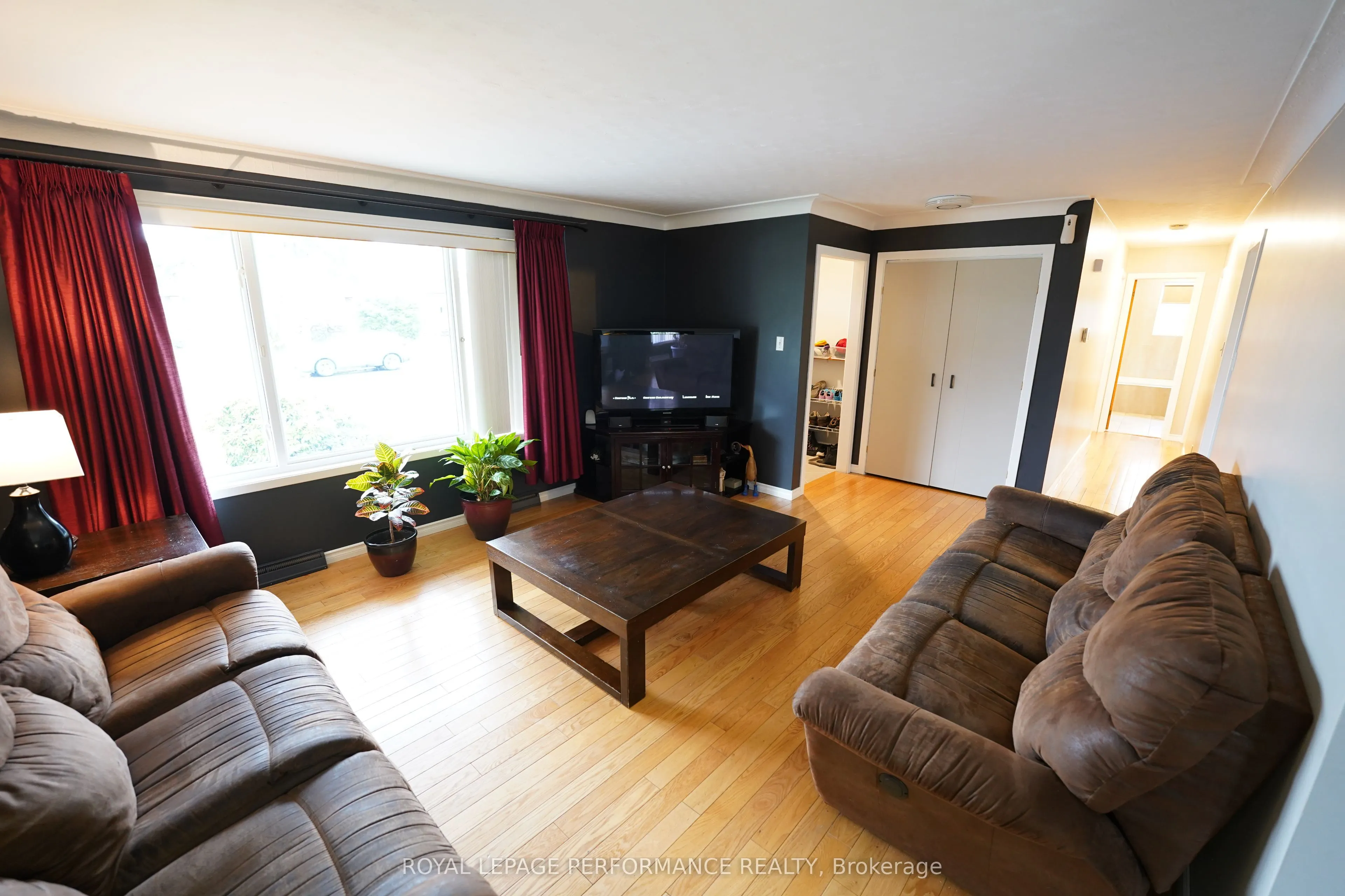 808 Carleton Street
