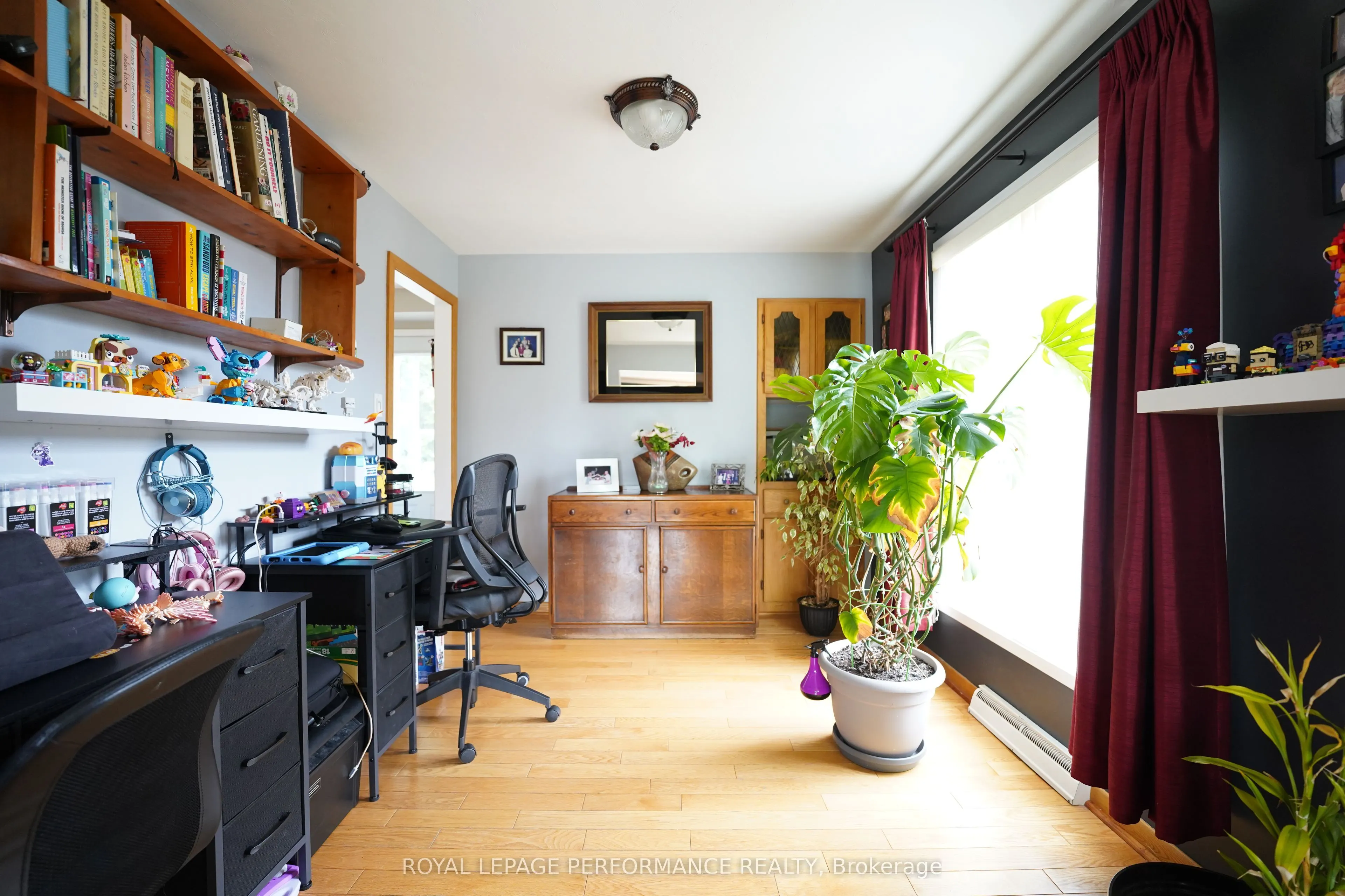 808 Carleton Street