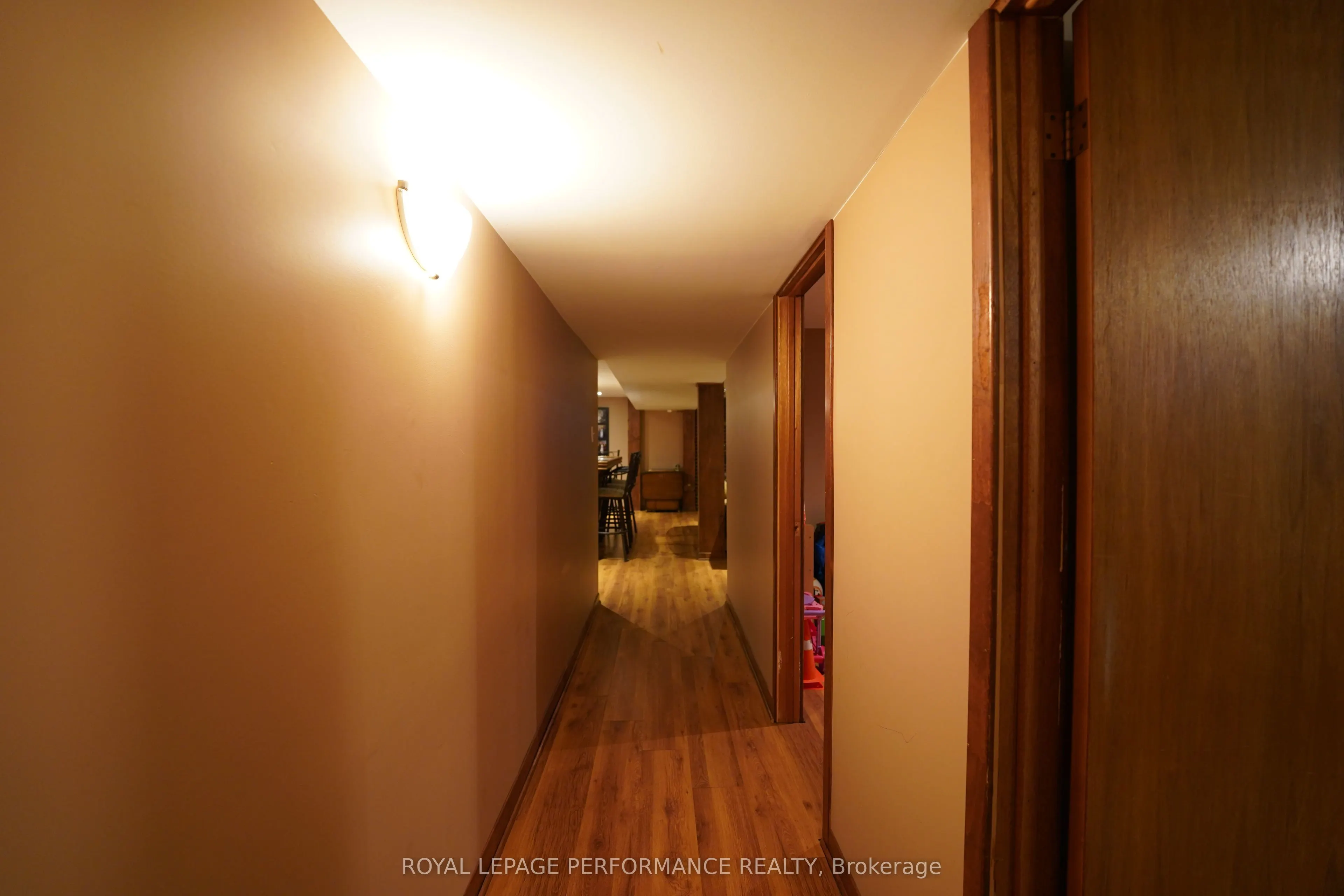 808 Carleton Street