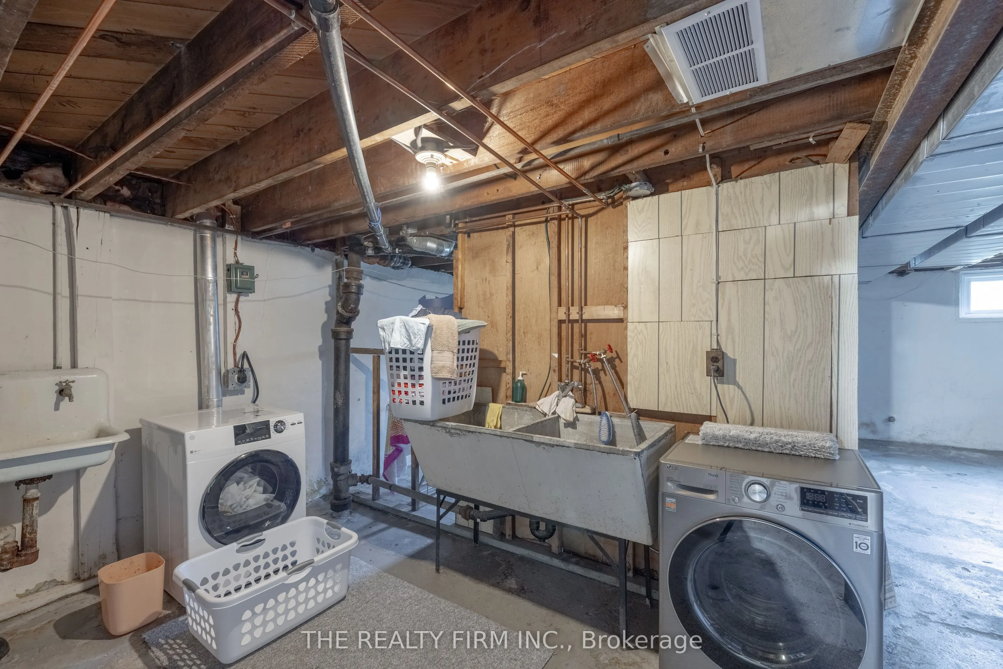 384 Spruce Street