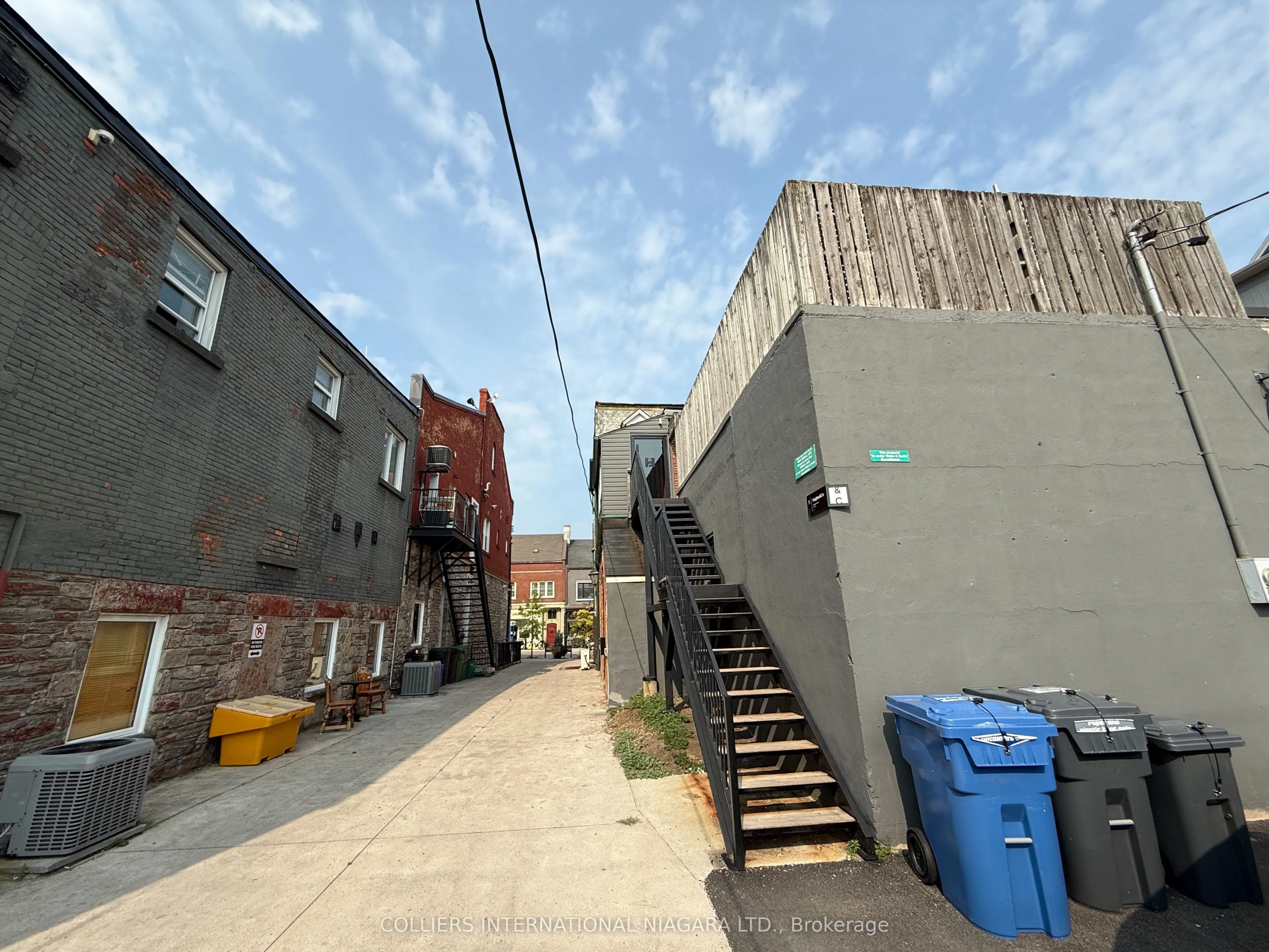 28 Front Street S, #2nd & 3rd Floor