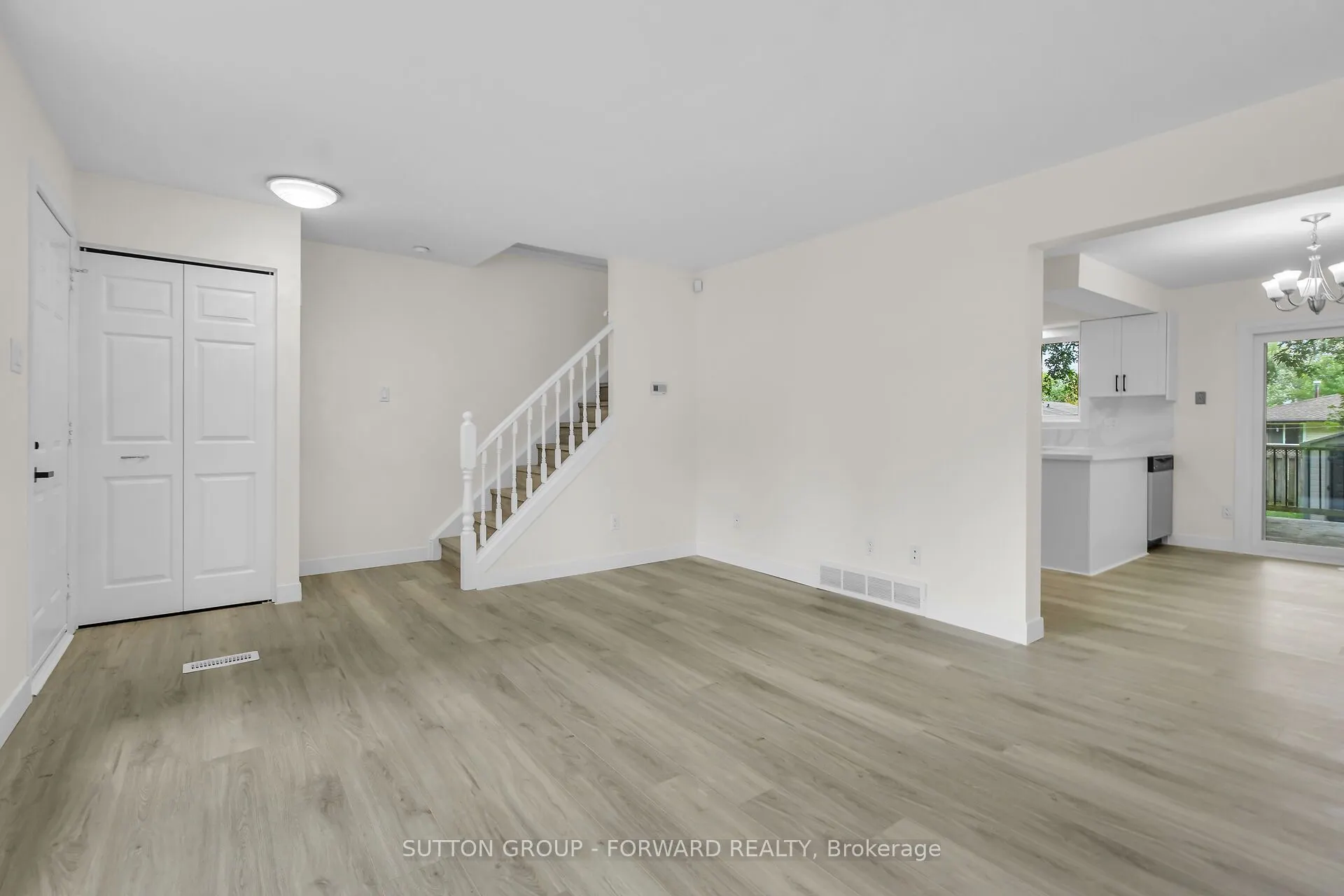12 Inverary Road