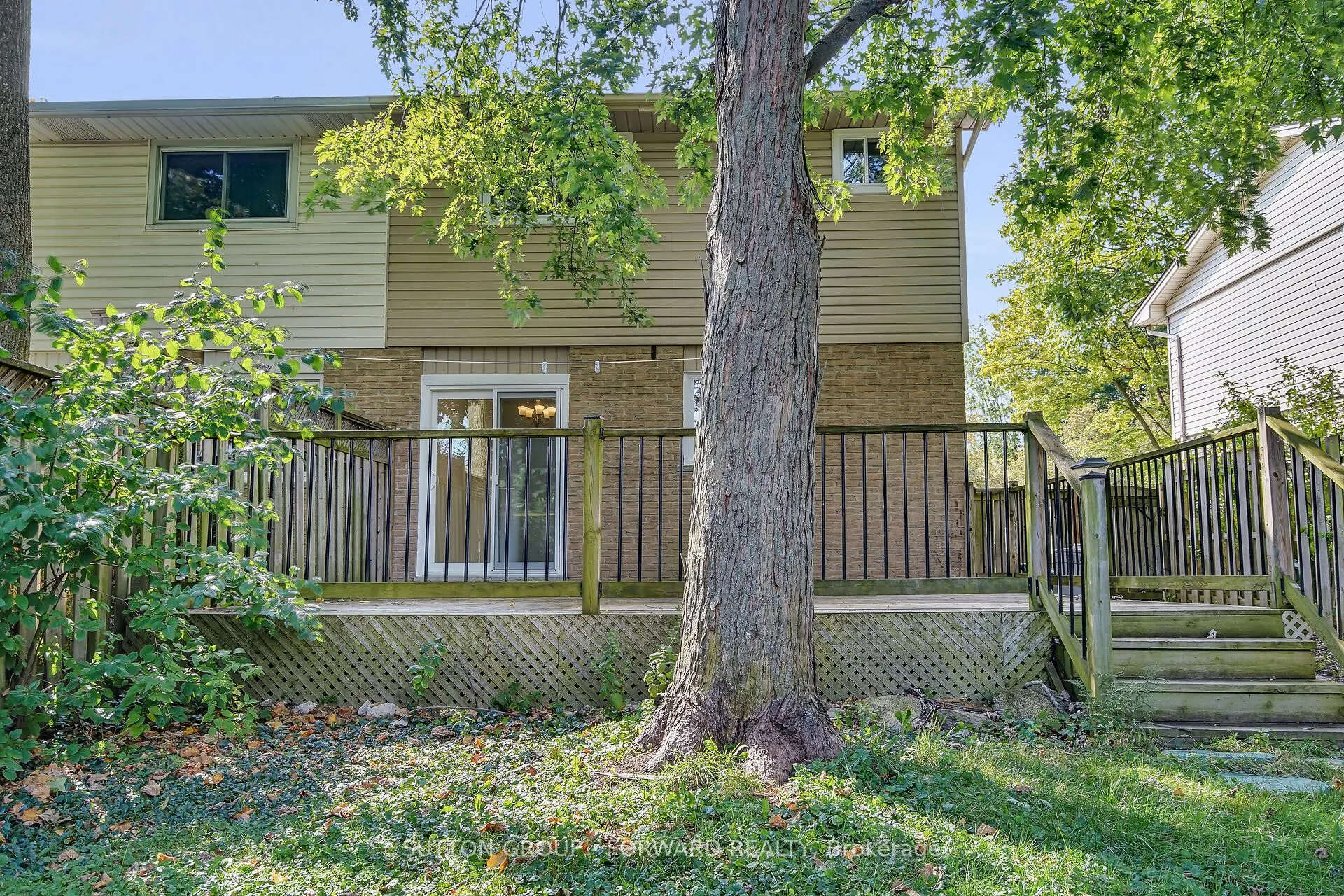 12 Inverary Road