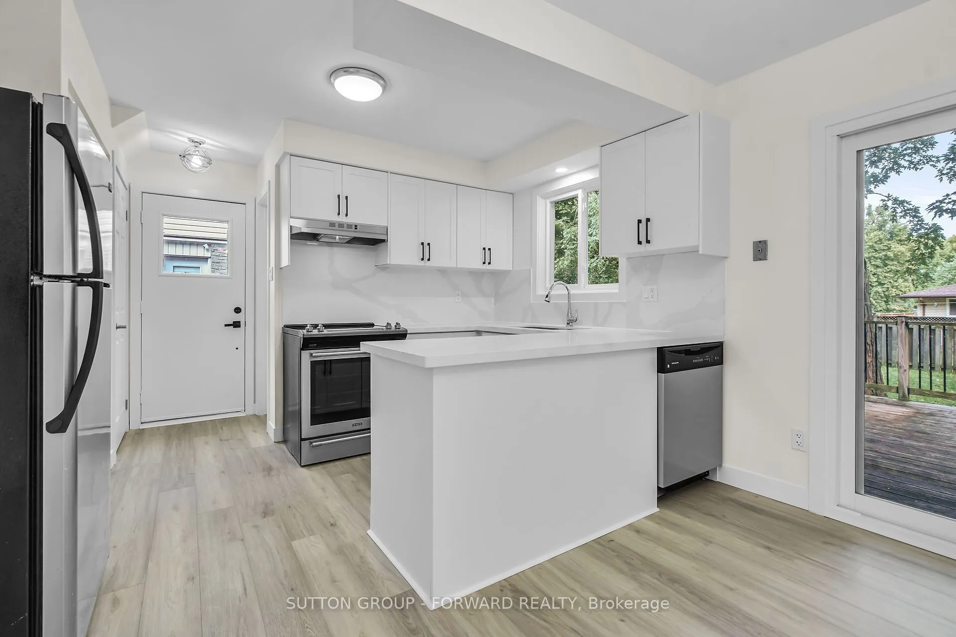 12 Inverary Road