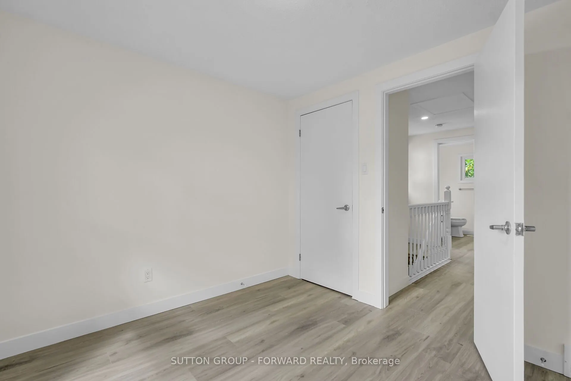 12 Inverary Road