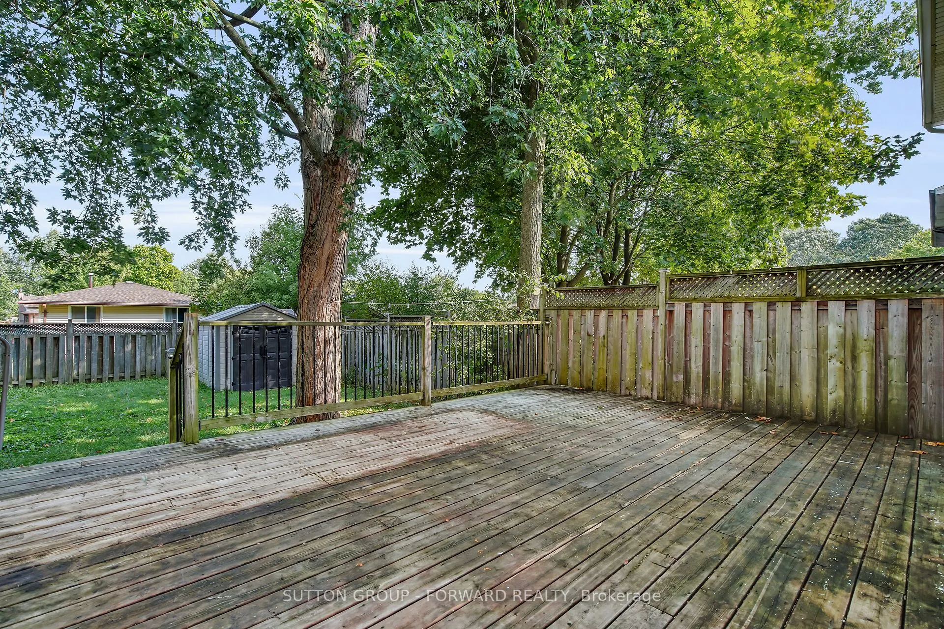 12 Inverary Road