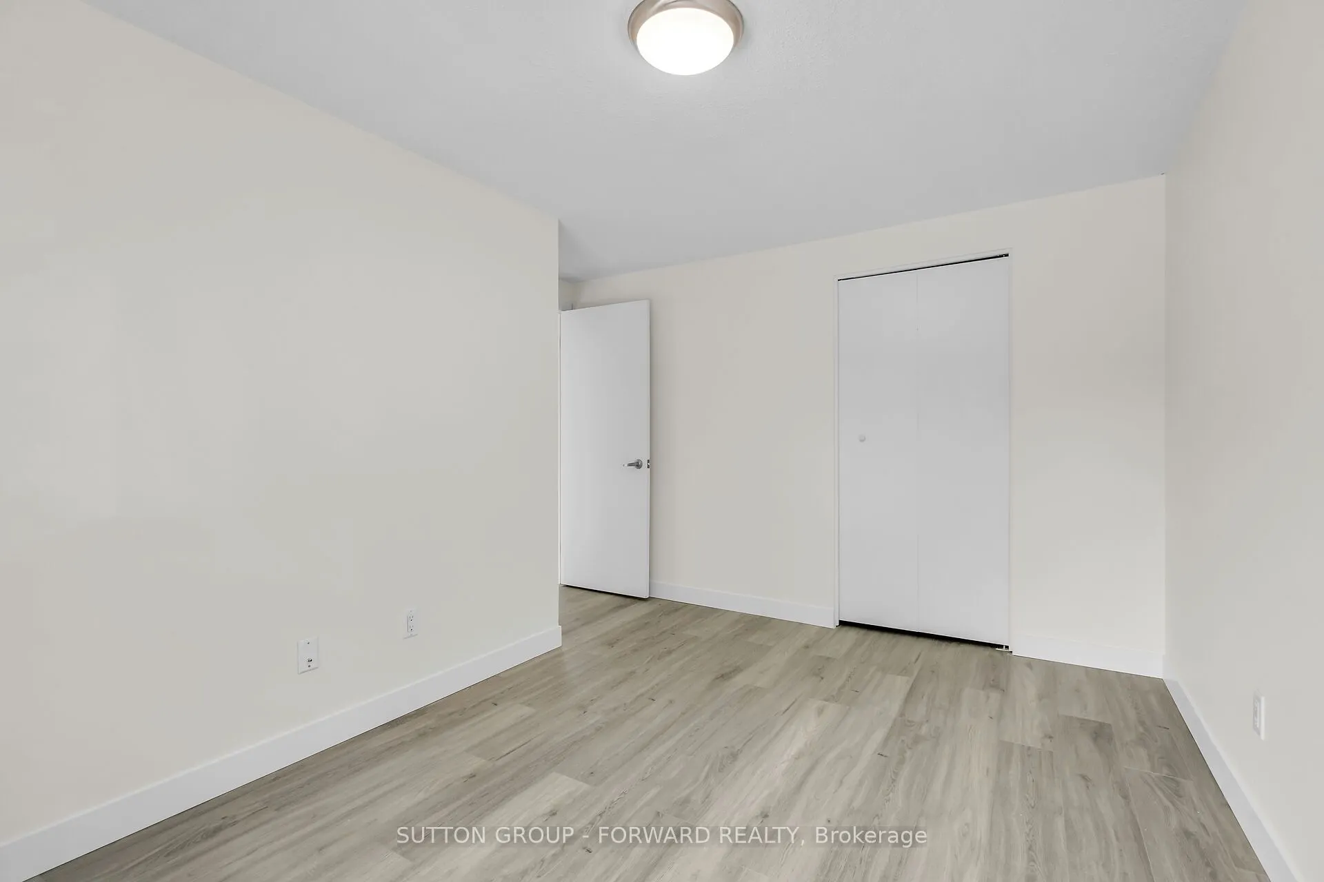 12 Inverary Road