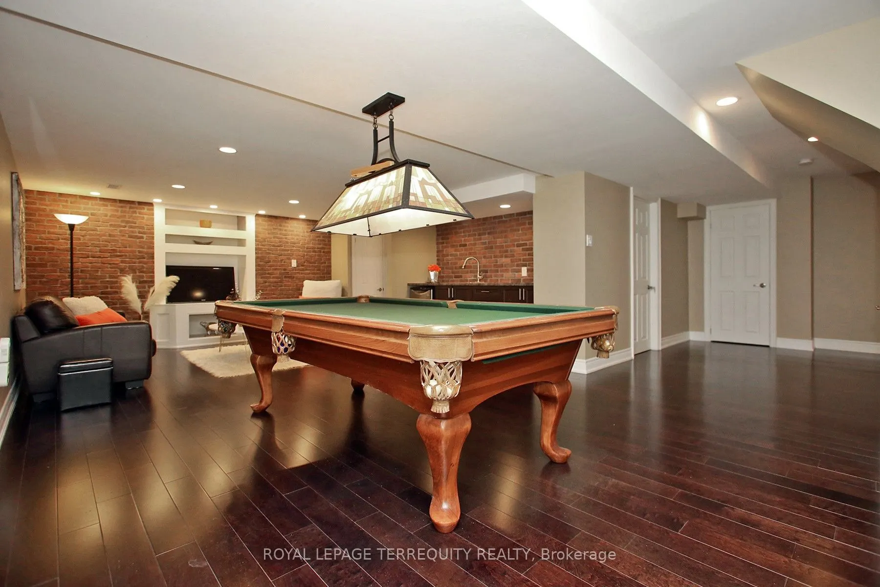 3 Riviera Ridge