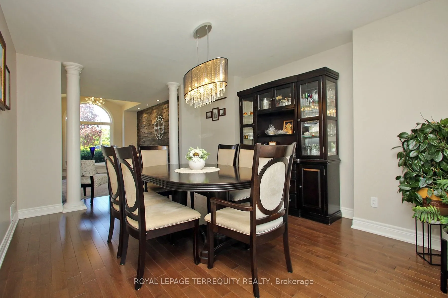 3 Riviera Ridge