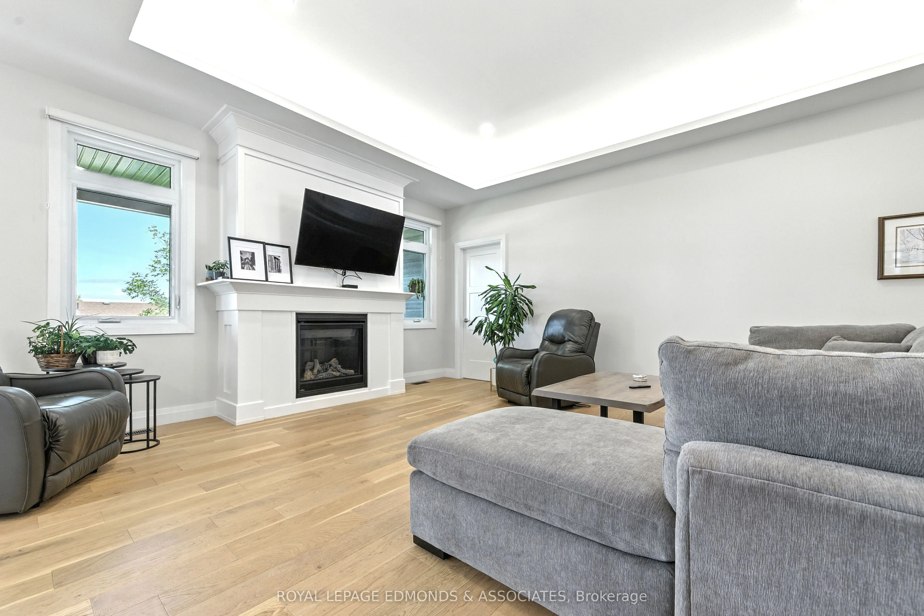 517 Sydenham Street