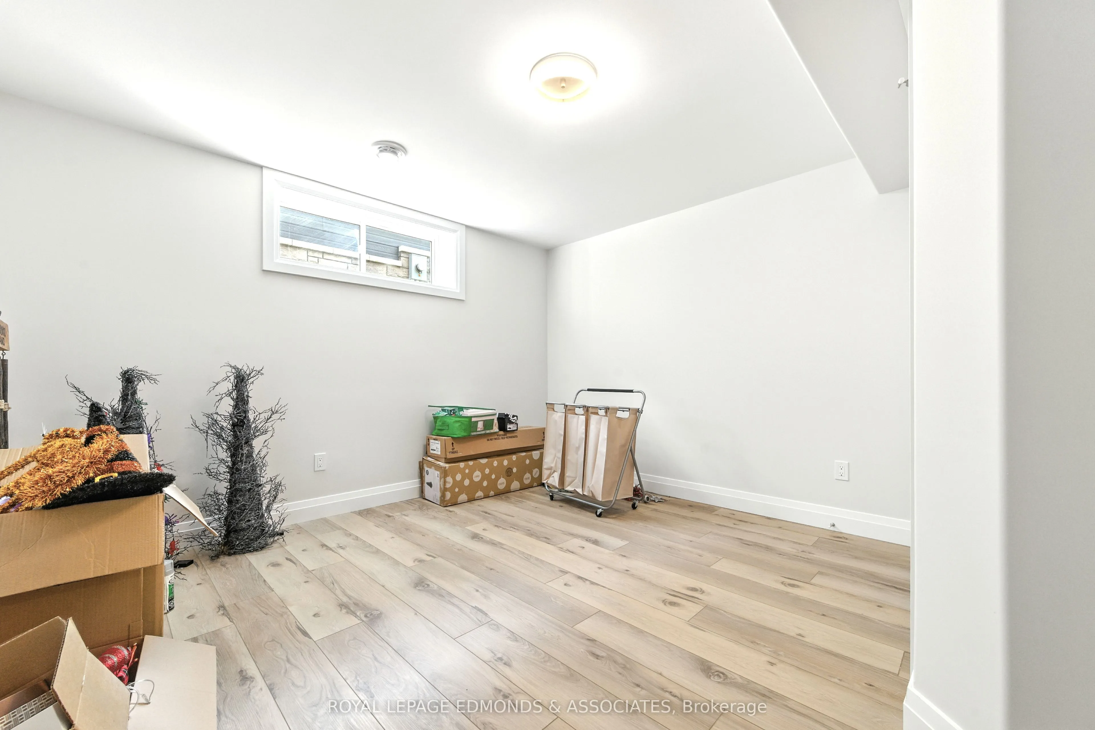 517 Sydenham Street