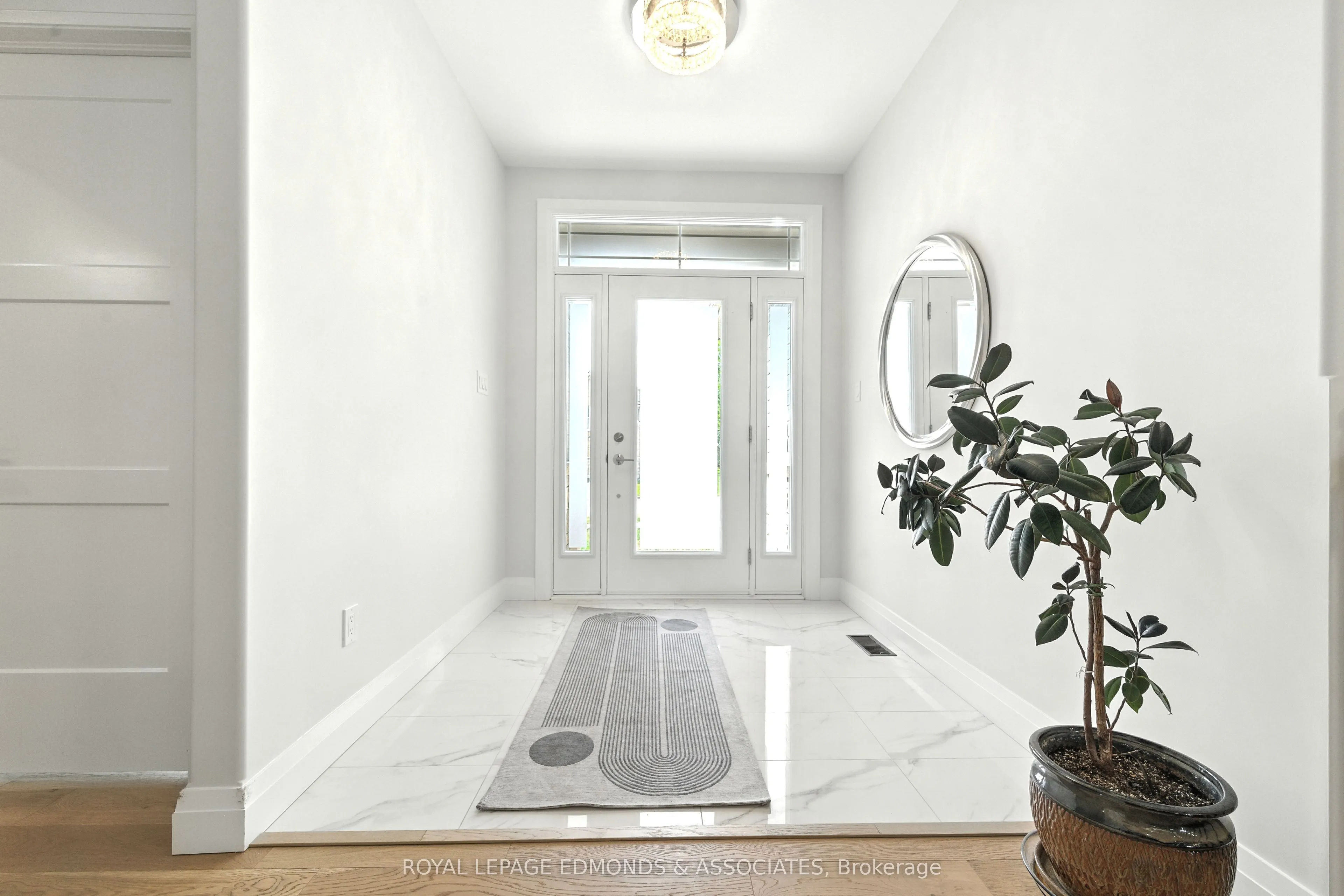 517 Sydenham Street