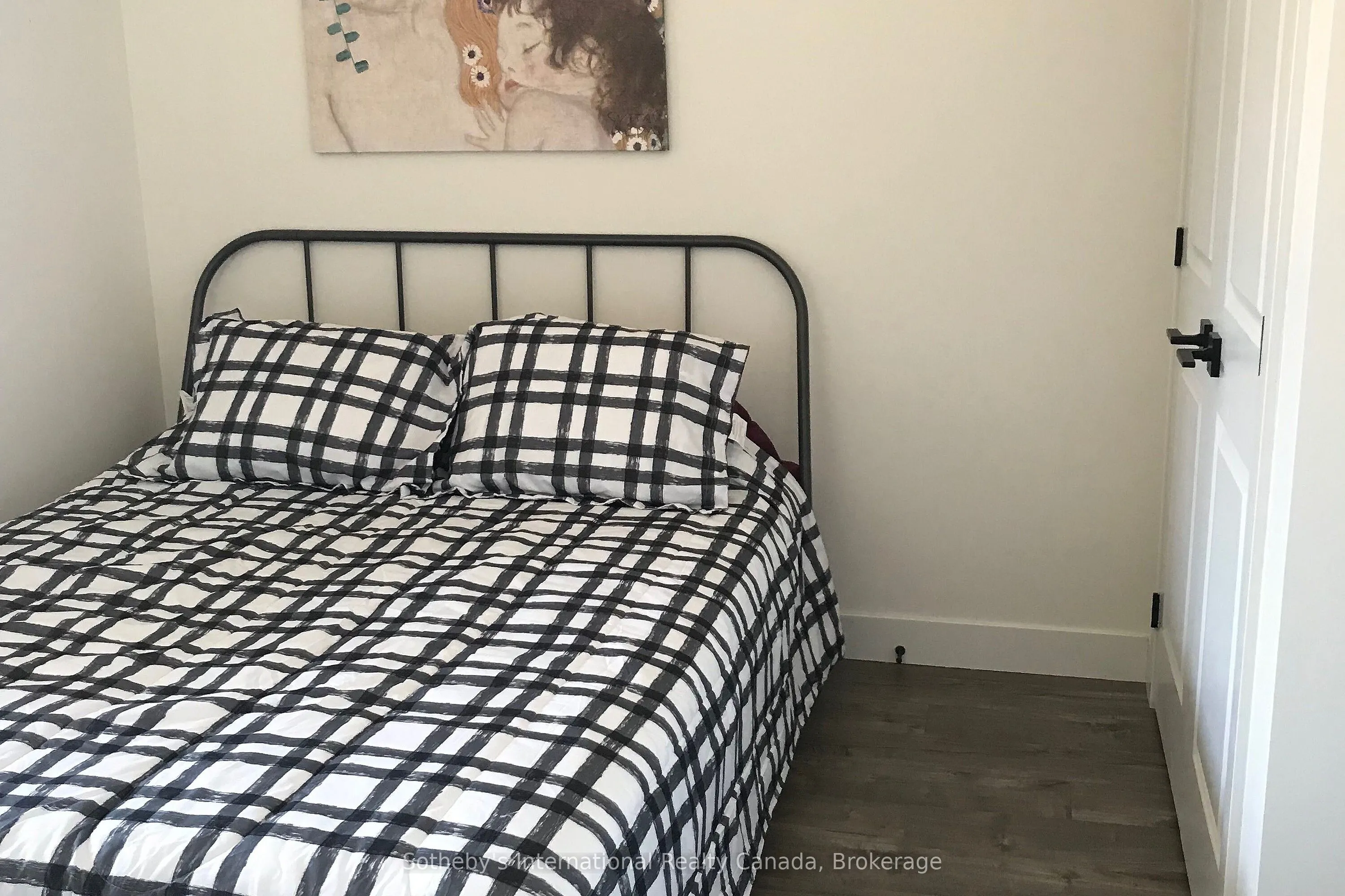 10 Beckwith Lane, #206