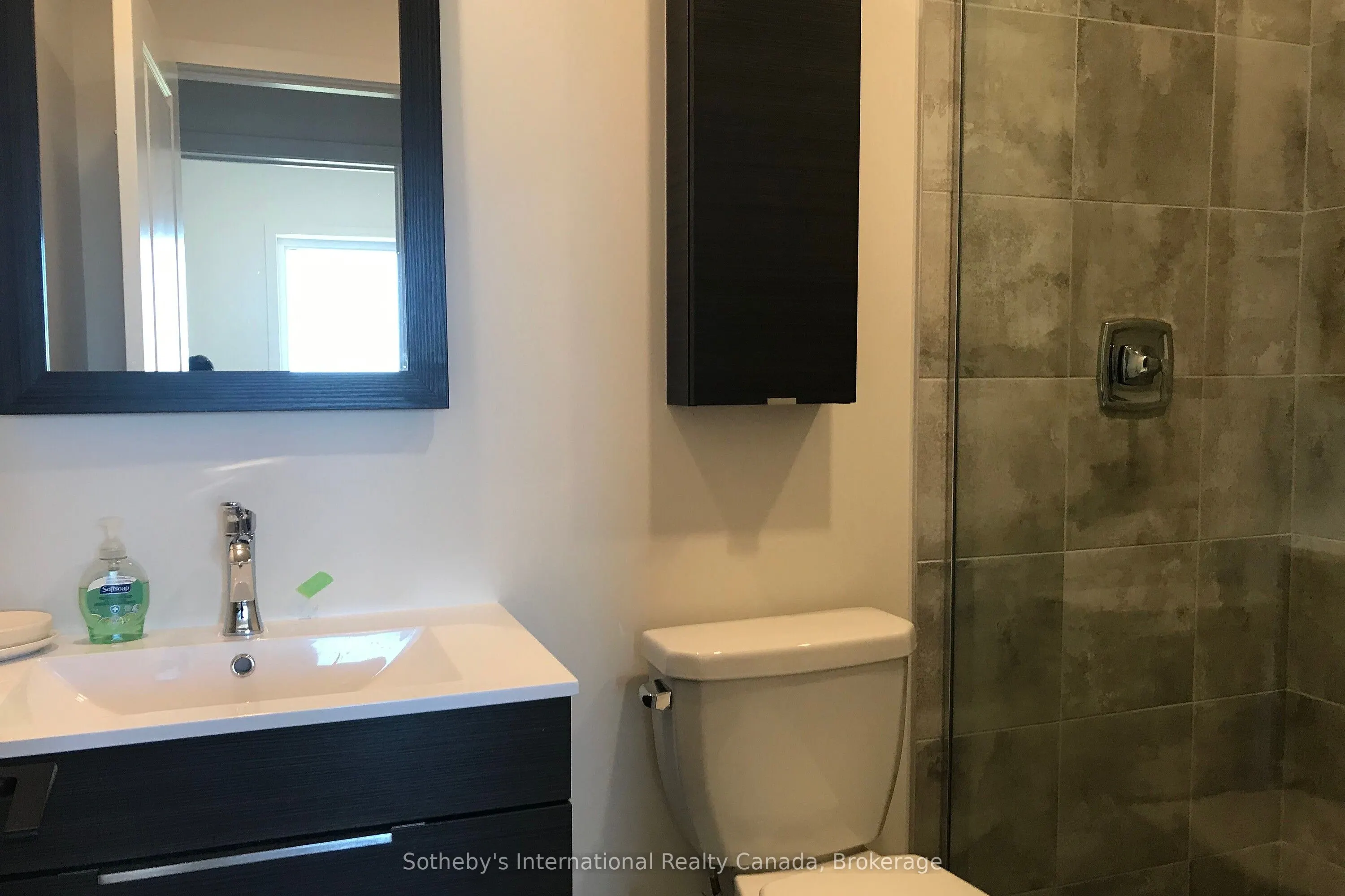 10 Beckwith Lane, #206