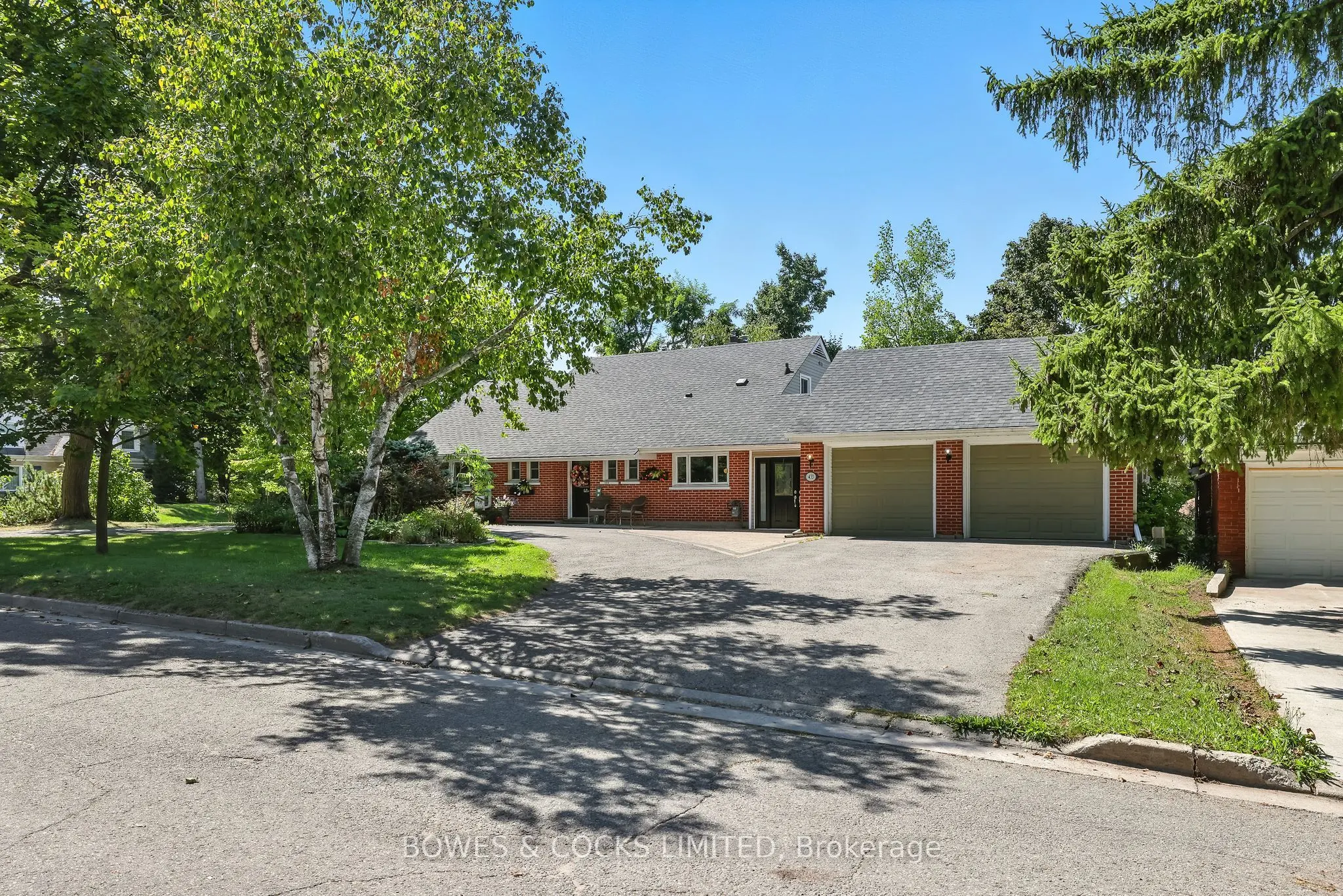 433 Manorhill Avenue