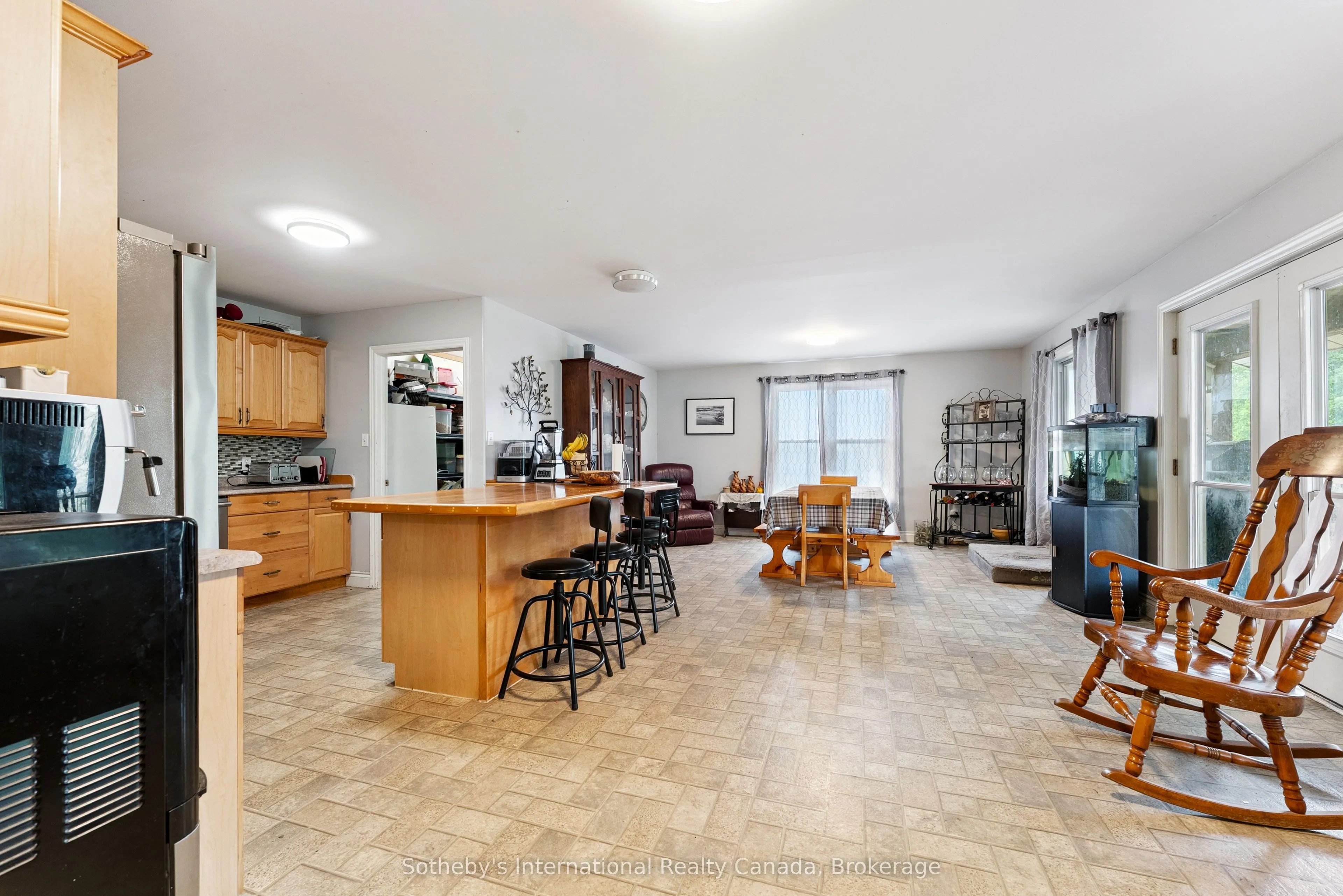 1624 Phillipston Road