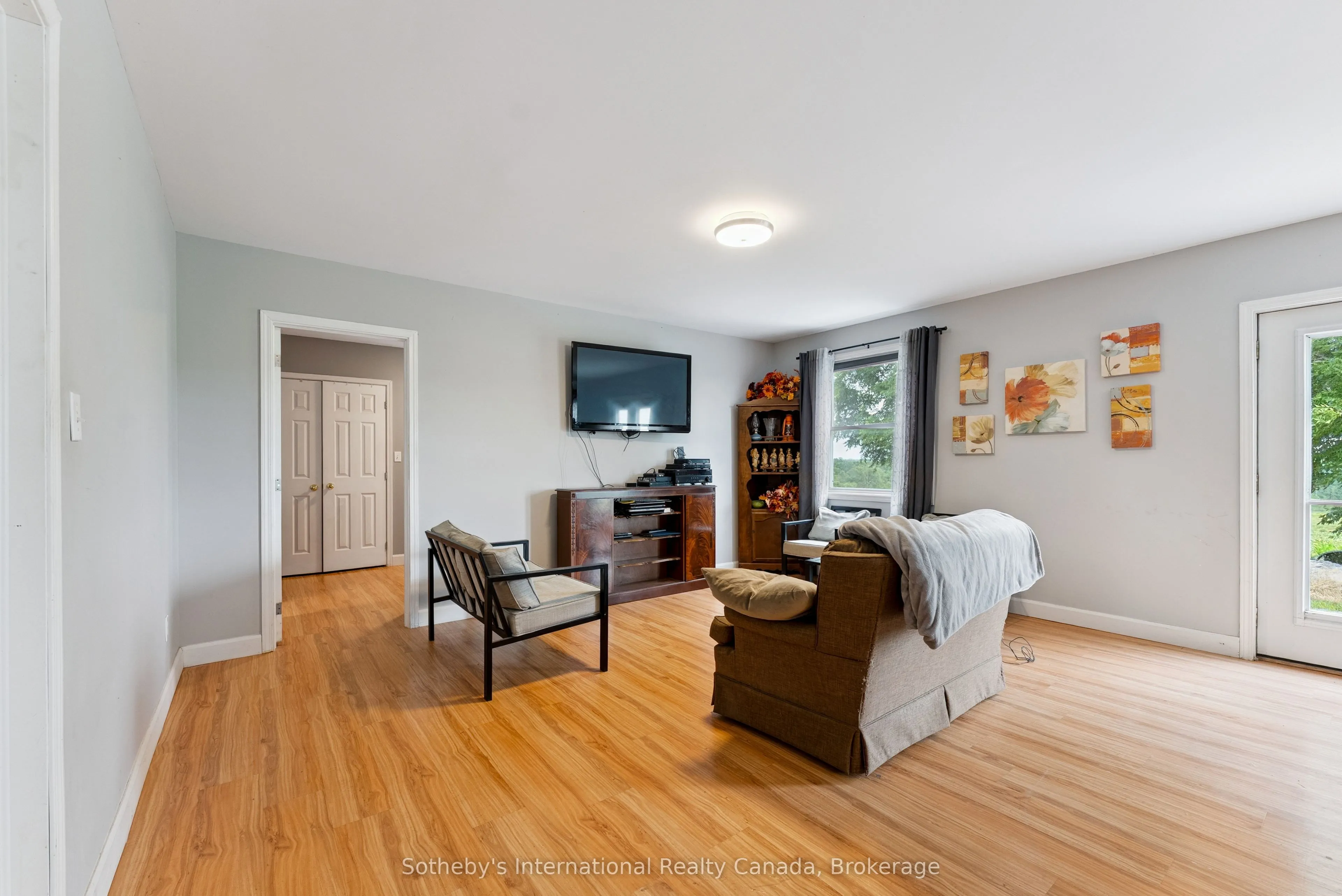 1624 Phillipston Road
