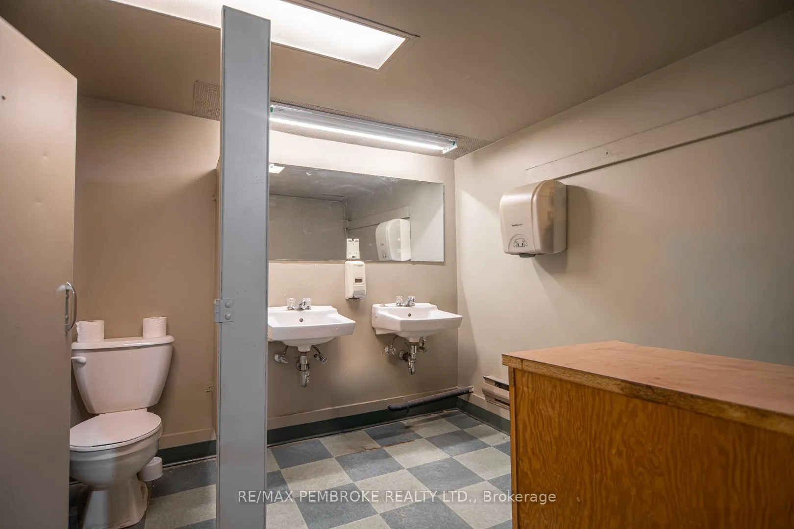 131 Pembroke Street W