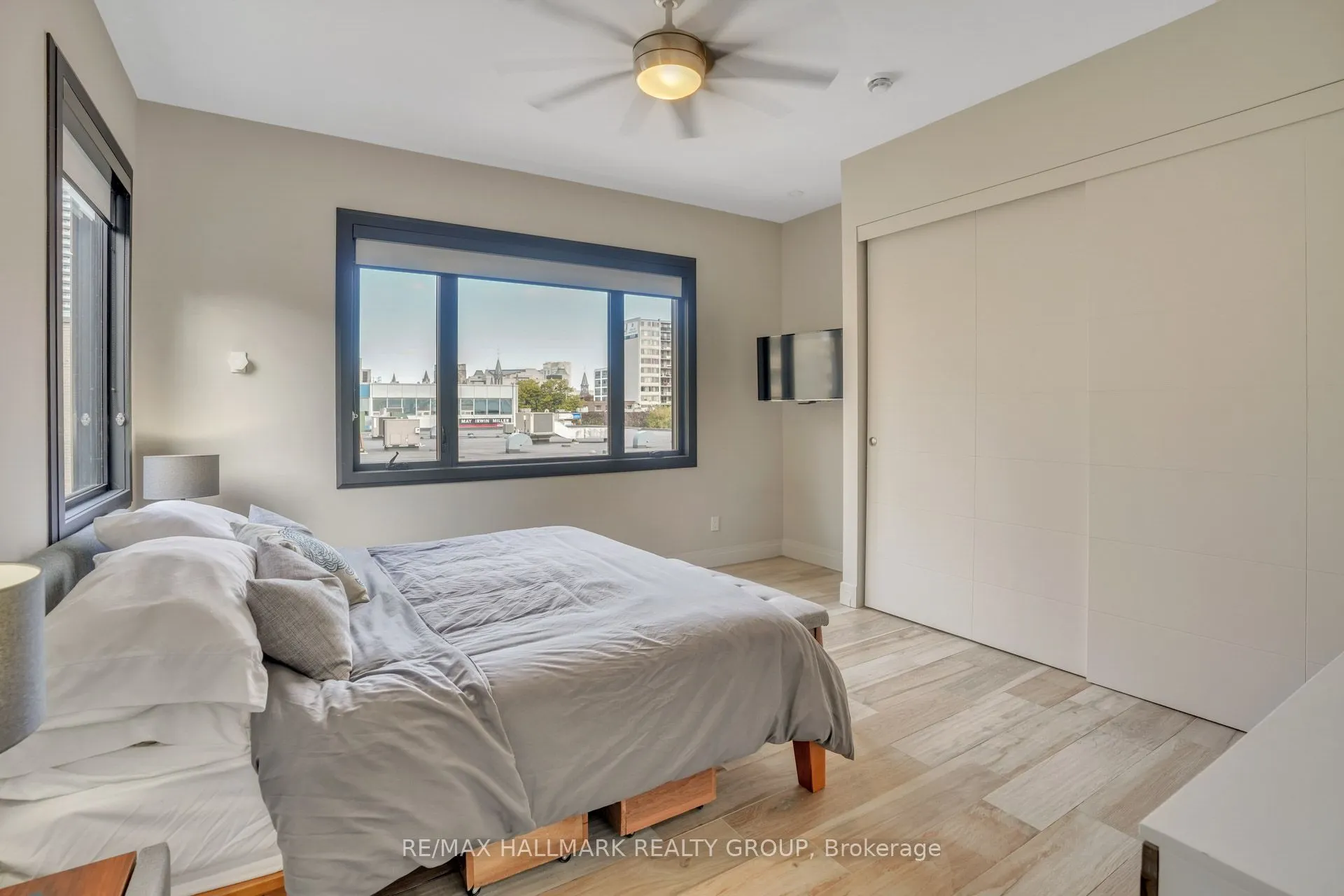 201 MACLAREN Street, #5