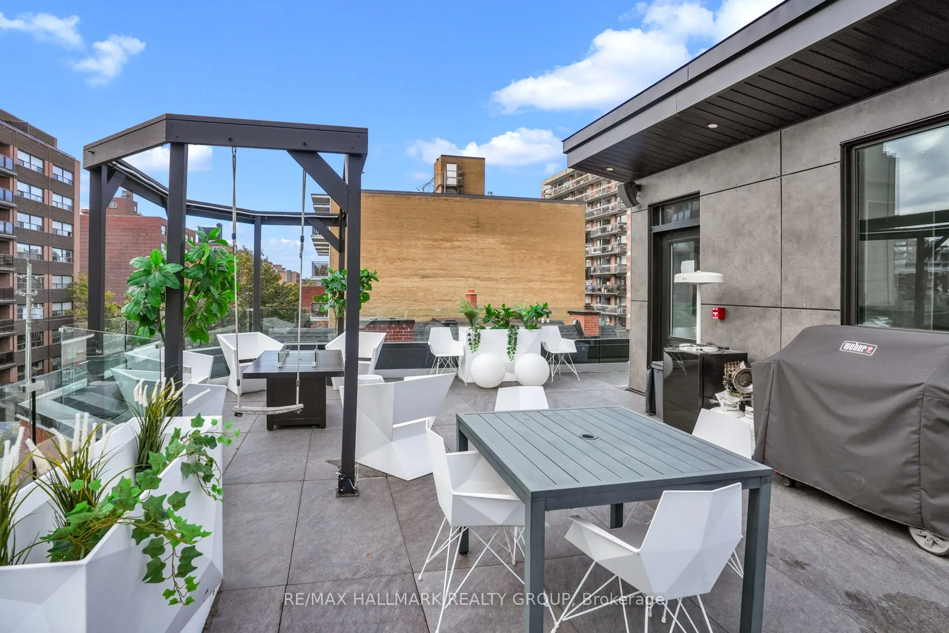 201 MACLAREN Street, #5