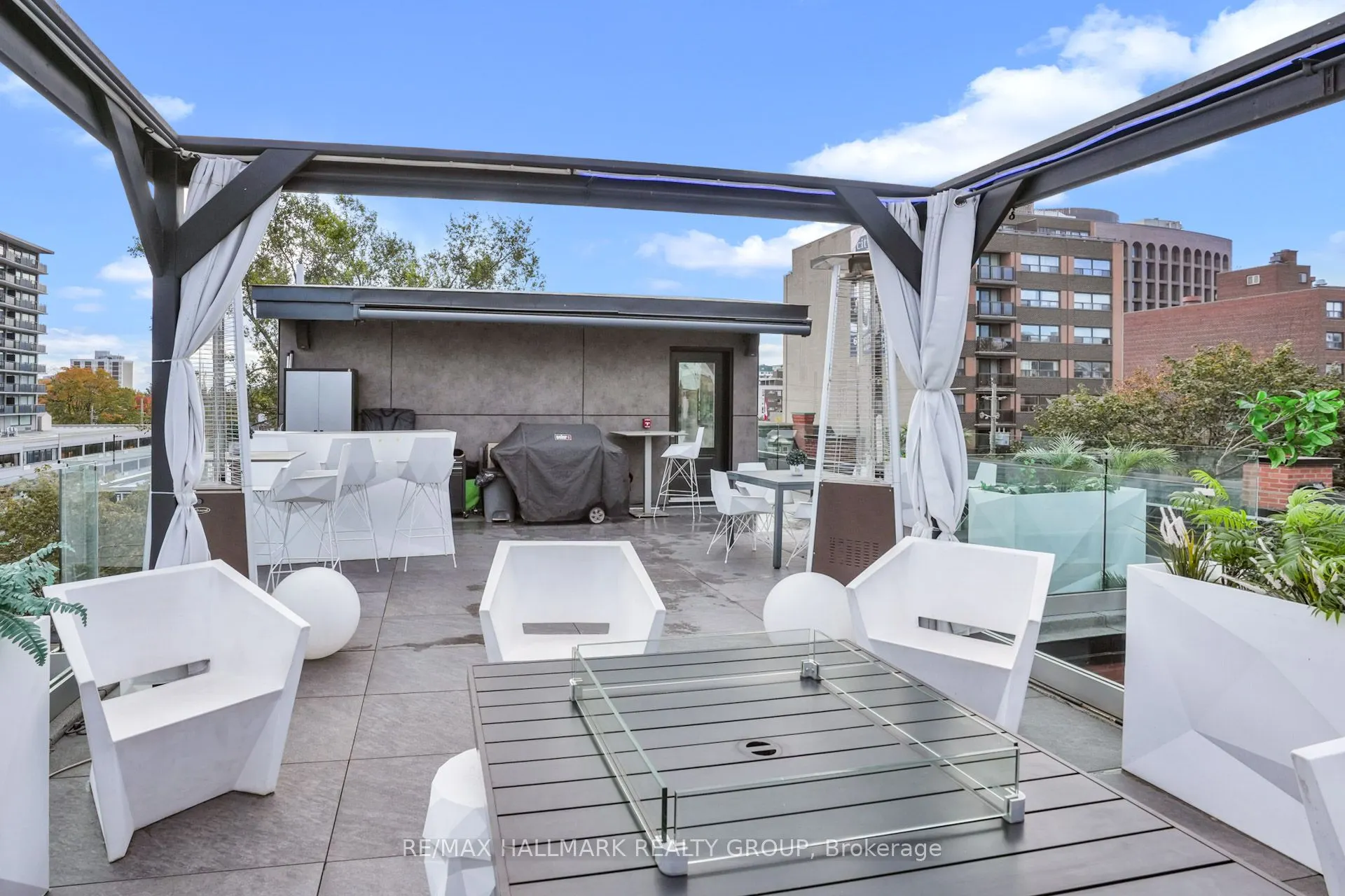 201 MACLAREN Street, #5