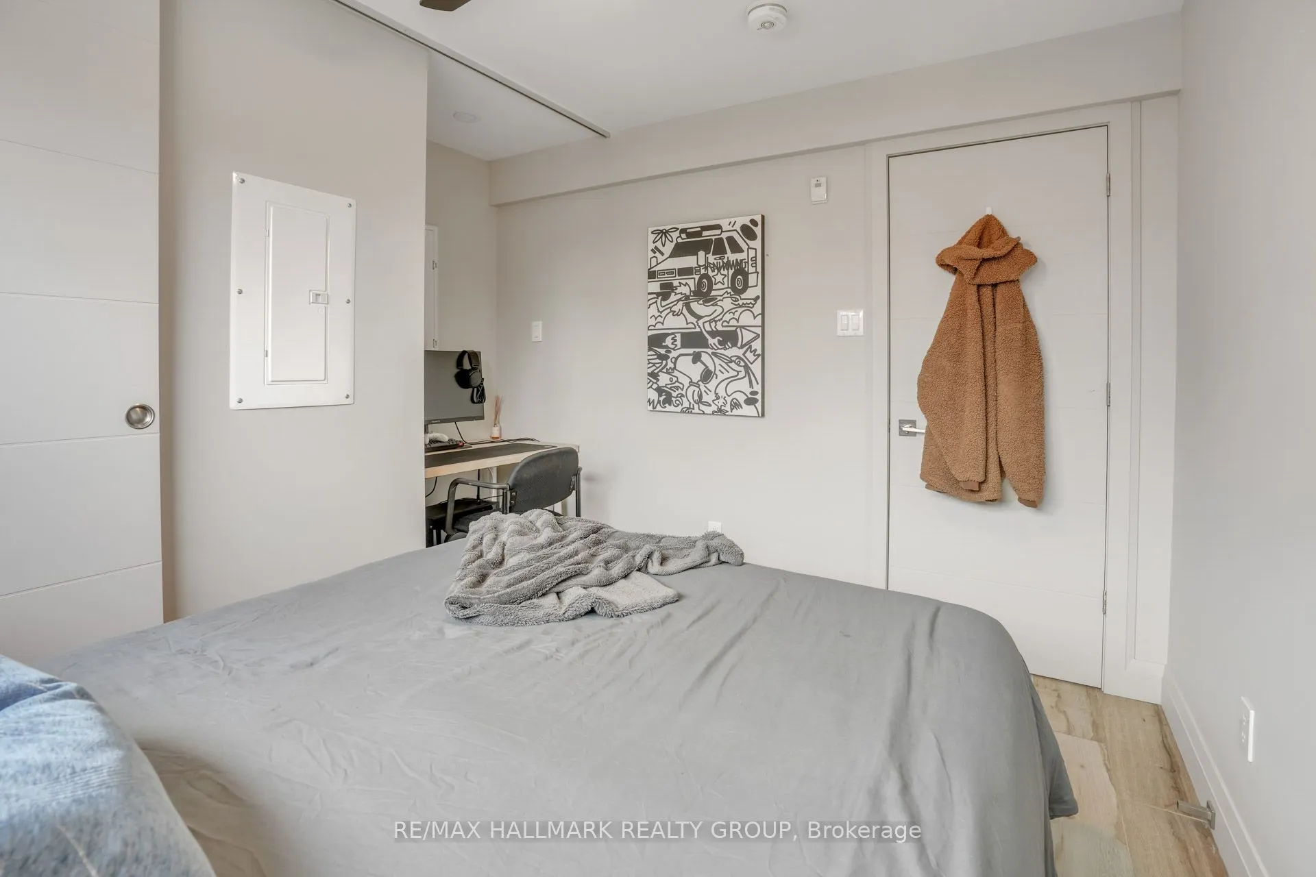 201 MACLAREN Street, #5