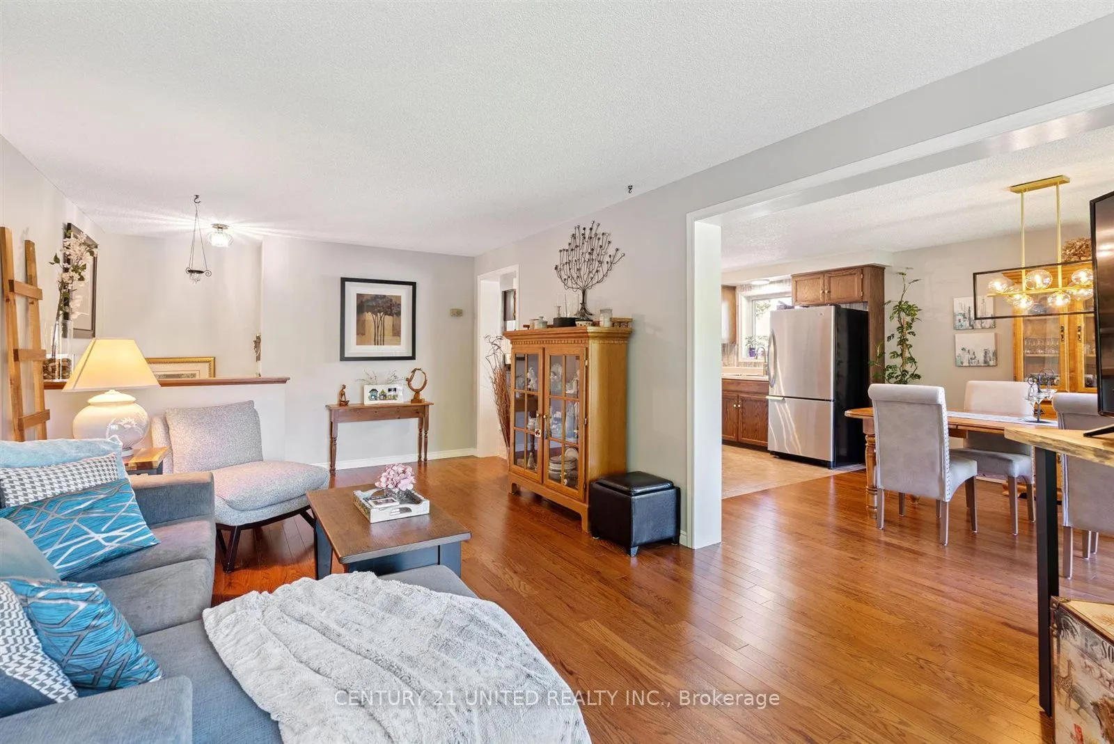 803 Crowley Crescent