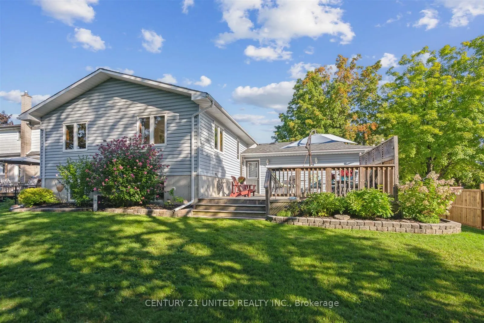 803 Crowley Crescent