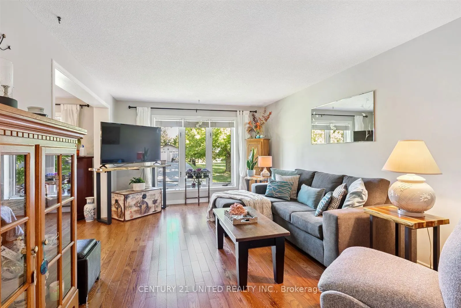 803 Crowley Crescent