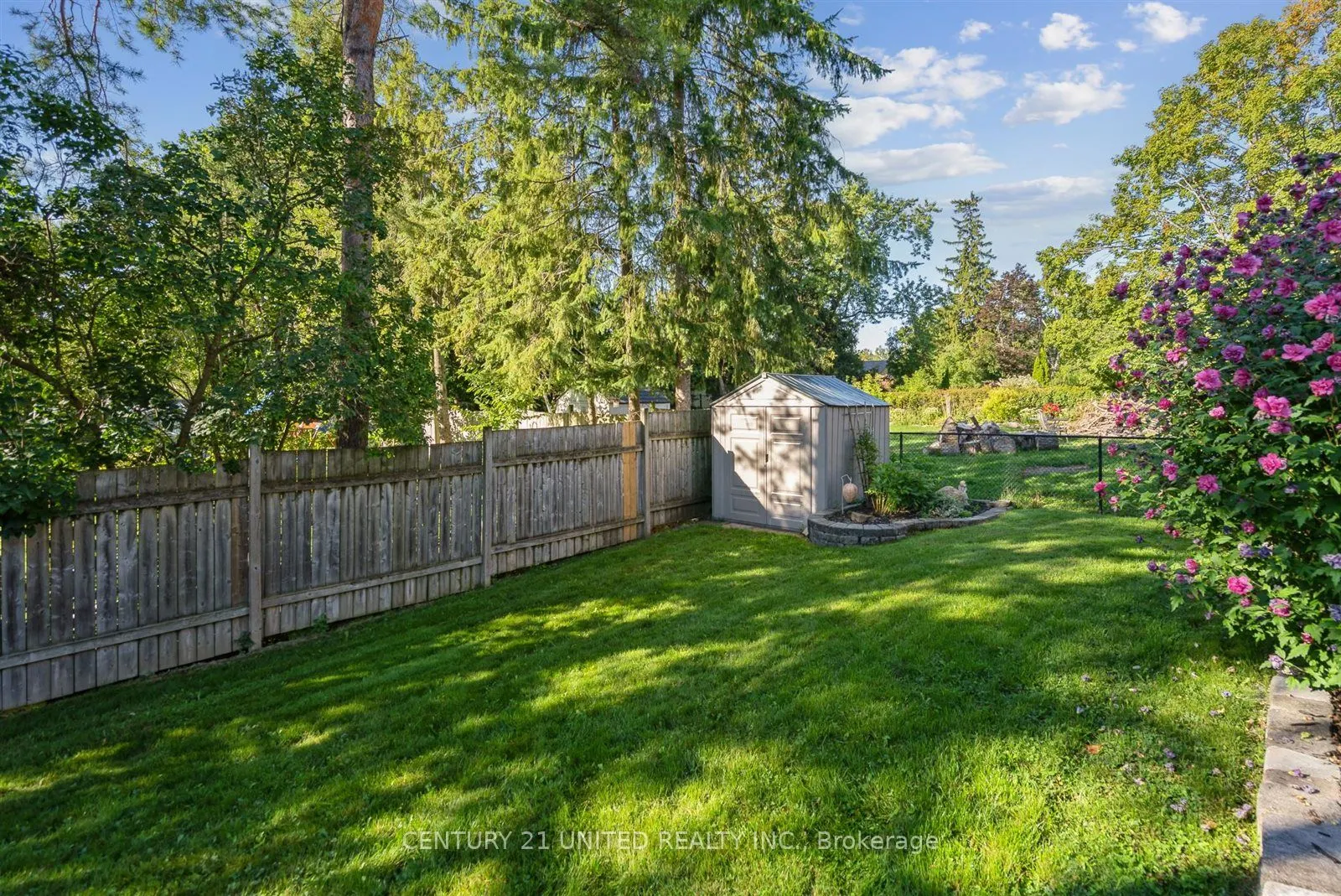 803 Crowley Crescent