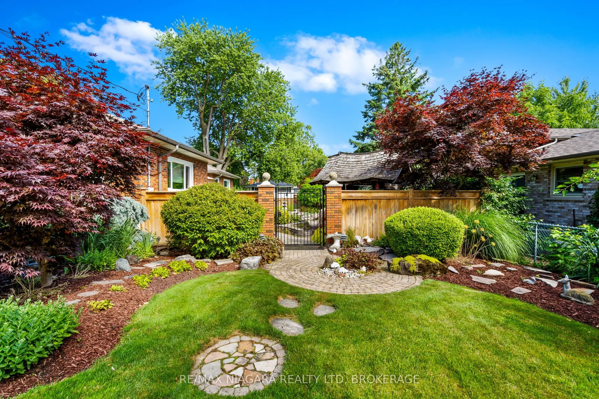 181 Lakeshore Road