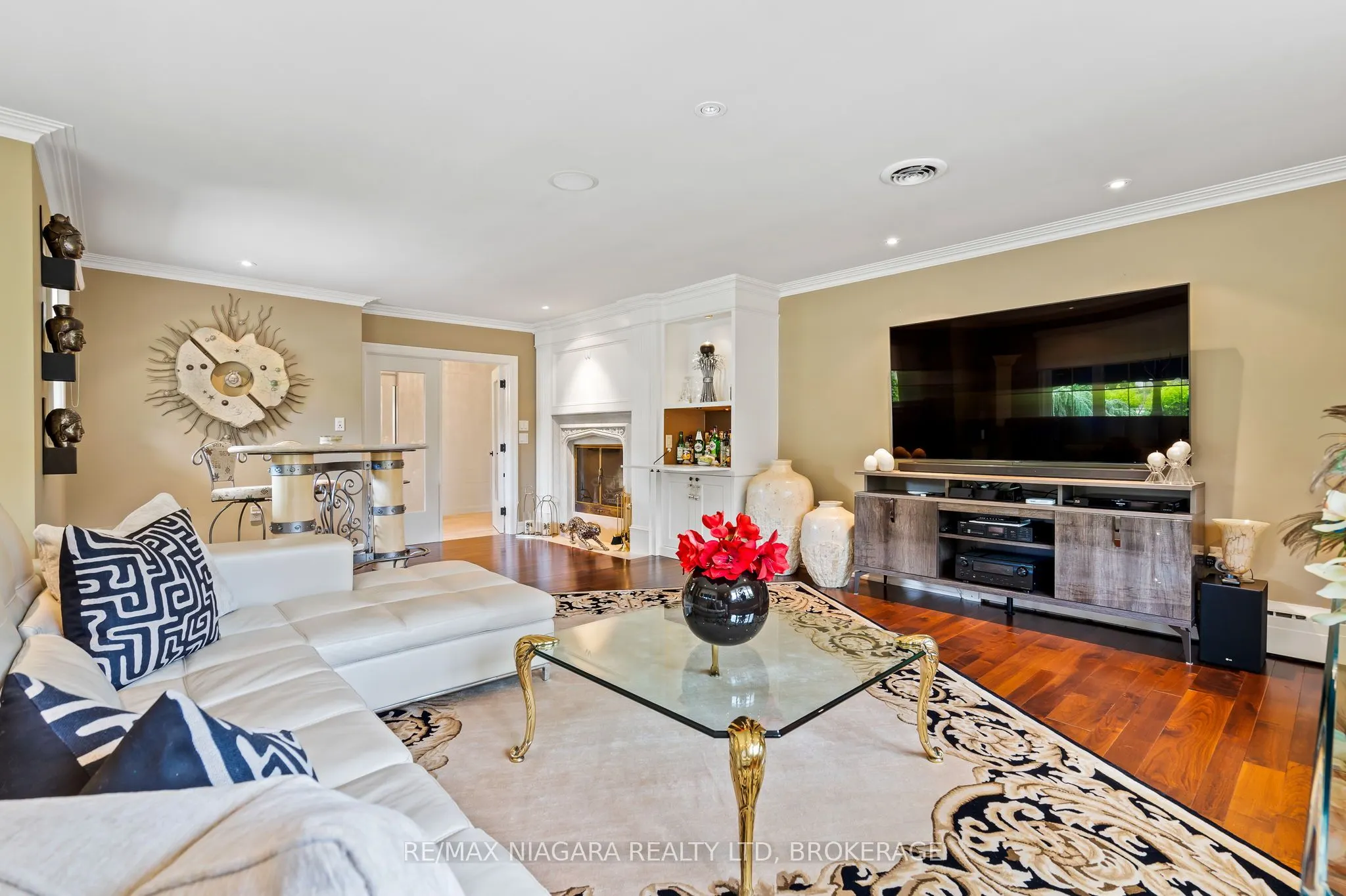 181 Lakeshore Road