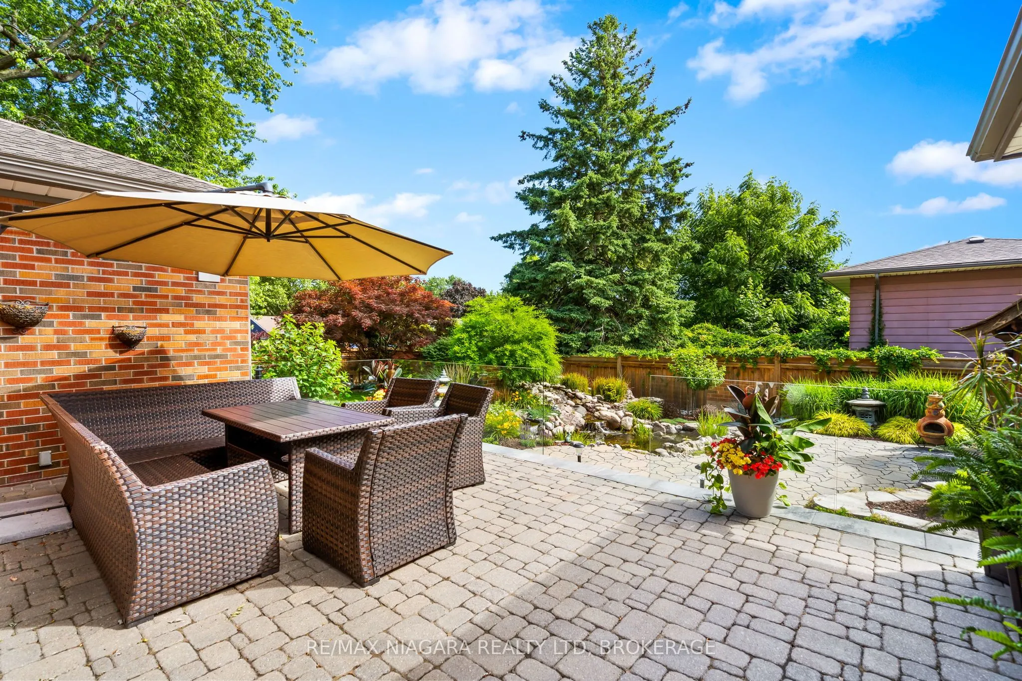 181 Lakeshore Road